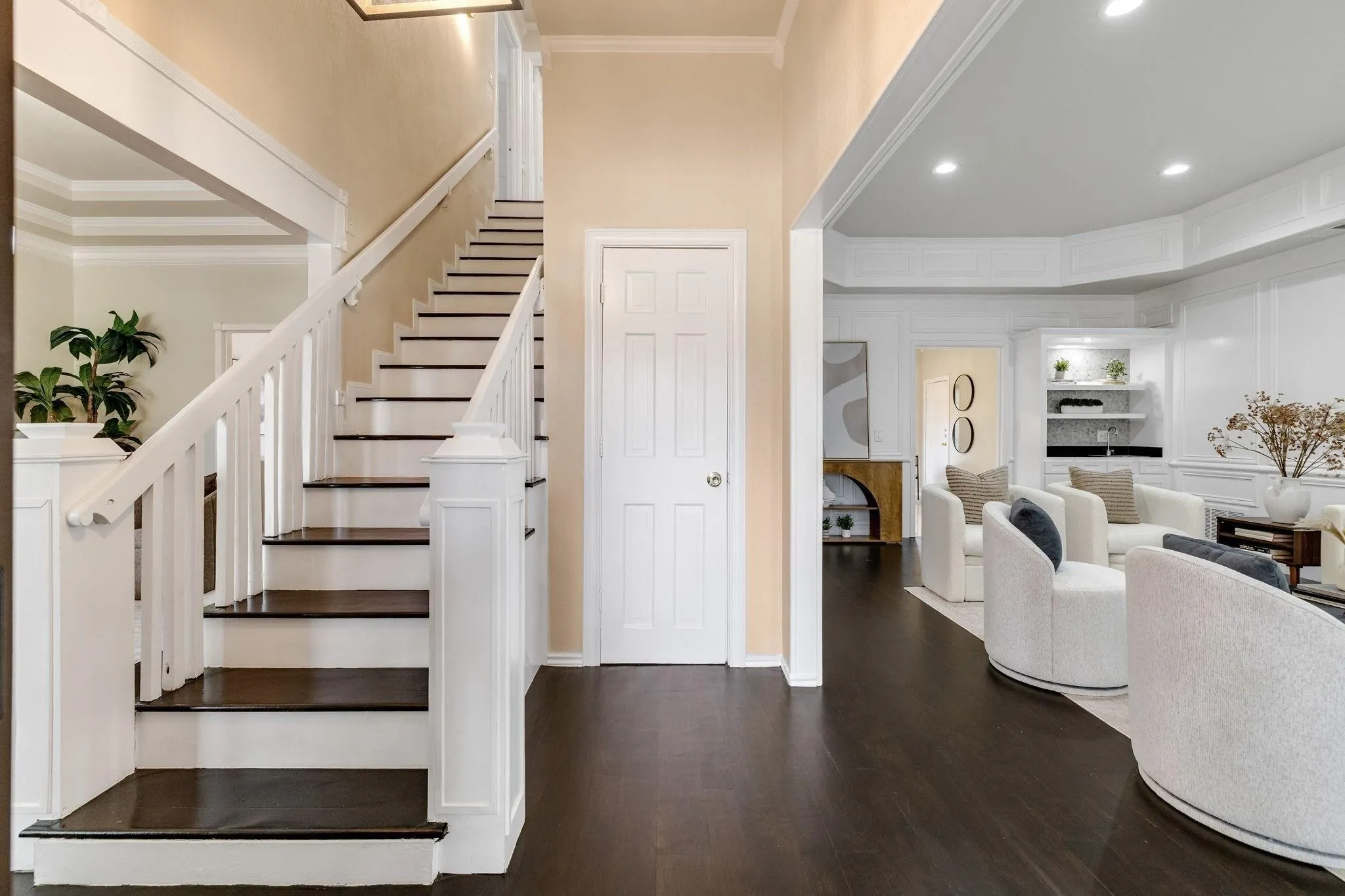 Single Family Residence For Rent in Collin County , 4212 Joshua Lane, Dallas, Texas 75287, 4 Bedroom, 3 Bathroom, 2 Garage spaces, 2,551 Sqft, built in 1981, mls#21391399, Real Estate Agent in Dallas, Homes For Rent in Collin county, Homes For Rent in Dallas, Realtor in Dallas Texas, Real Estate Brokerage Independent Realty Texas, Luminita Cordes Realtor