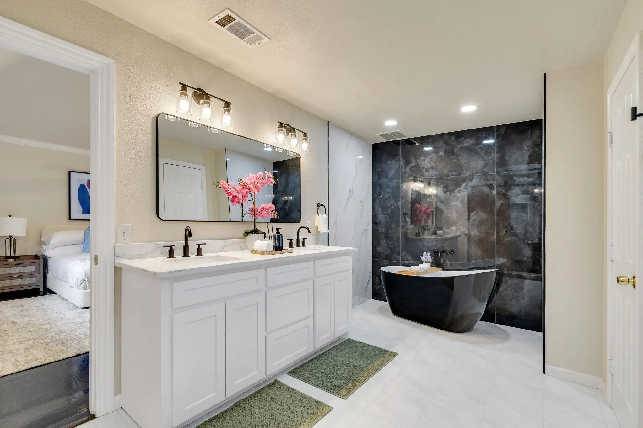 Single Family Residence For Rent in Collin County , 4212 Joshua Lane, Dallas, Texas 75287, 4 Bedroom, 3 Bathroom, 2 Garage spaces, 2,551 Sqft, built in 1981, mls#21391399, Real Estate Agent in Dallas, Homes For Rent in Collin county, Homes For Rent in Dallas, Realtor in Dallas Texas, Real Estate Brokerage Independent Realty Texas, Luminita Cordes Realtor