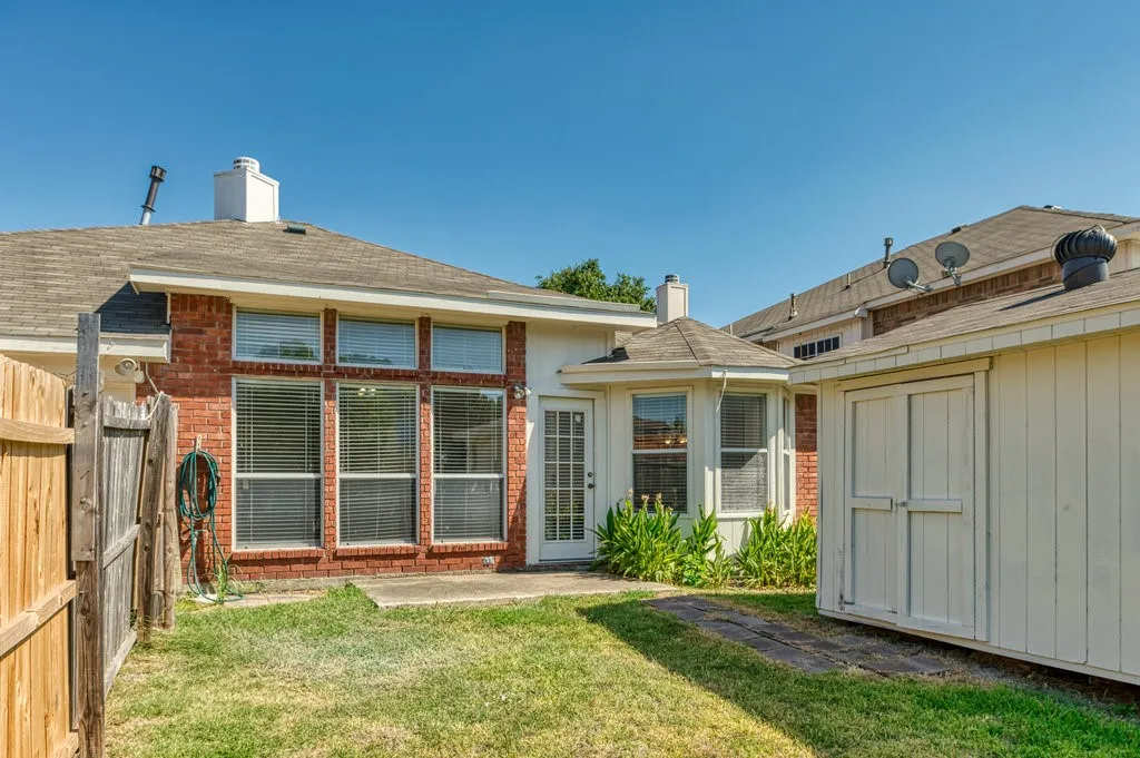 Single Family Residence For Rent in Rockwall County , 119 Wembley Way, Rockwall, Texas 75032, 3 Bedroom, 2 Bathroom, 2 Garage spaces, 2,064 Sqft, built in 1999, mls#21391734, Real Estate Agent in Rockwall, Homes For Rent in Rockwall county, Homes For Rent in Rockwall, Realtor in Rockwall Texas, Real Estate Brokerage Independent Realty Texas, Luminita Cordes Realtor