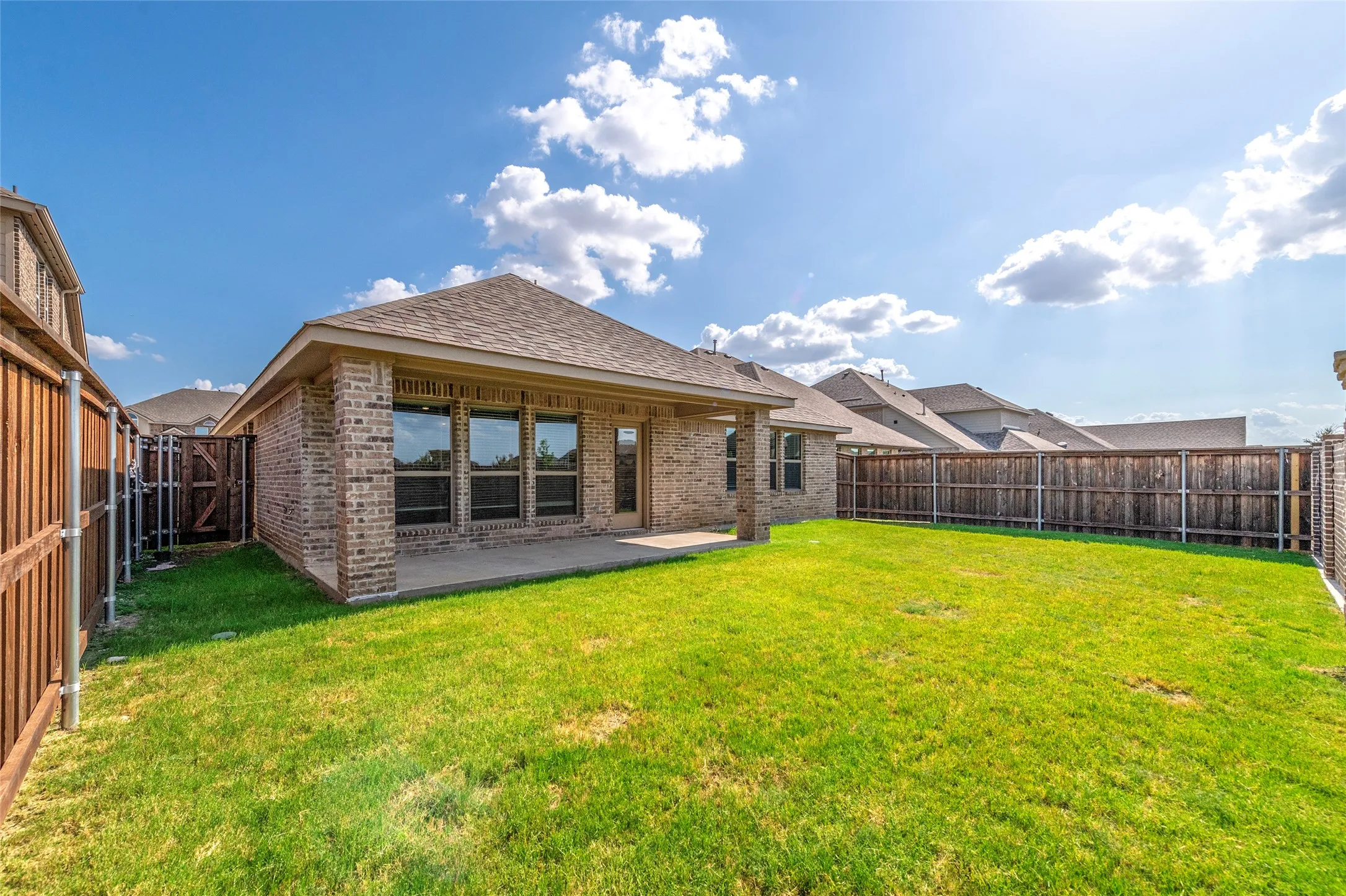 Single Family Residence For Rent in Collin County , 613 Cattle Chute Court, Celina, Texas 75009, 4 Bedroom, 2 Bathroom, 2 Garage spaces, 2,178 Sqft, built in 2022, mls#21391749, Real Estate Agent in Celina, Homes For Rent in Collin county, Homes For Rent in Celina, Realtor in Celina Texas, Real Estate Brokerage Independent Realty Texas, Luminita Cordes Realtor