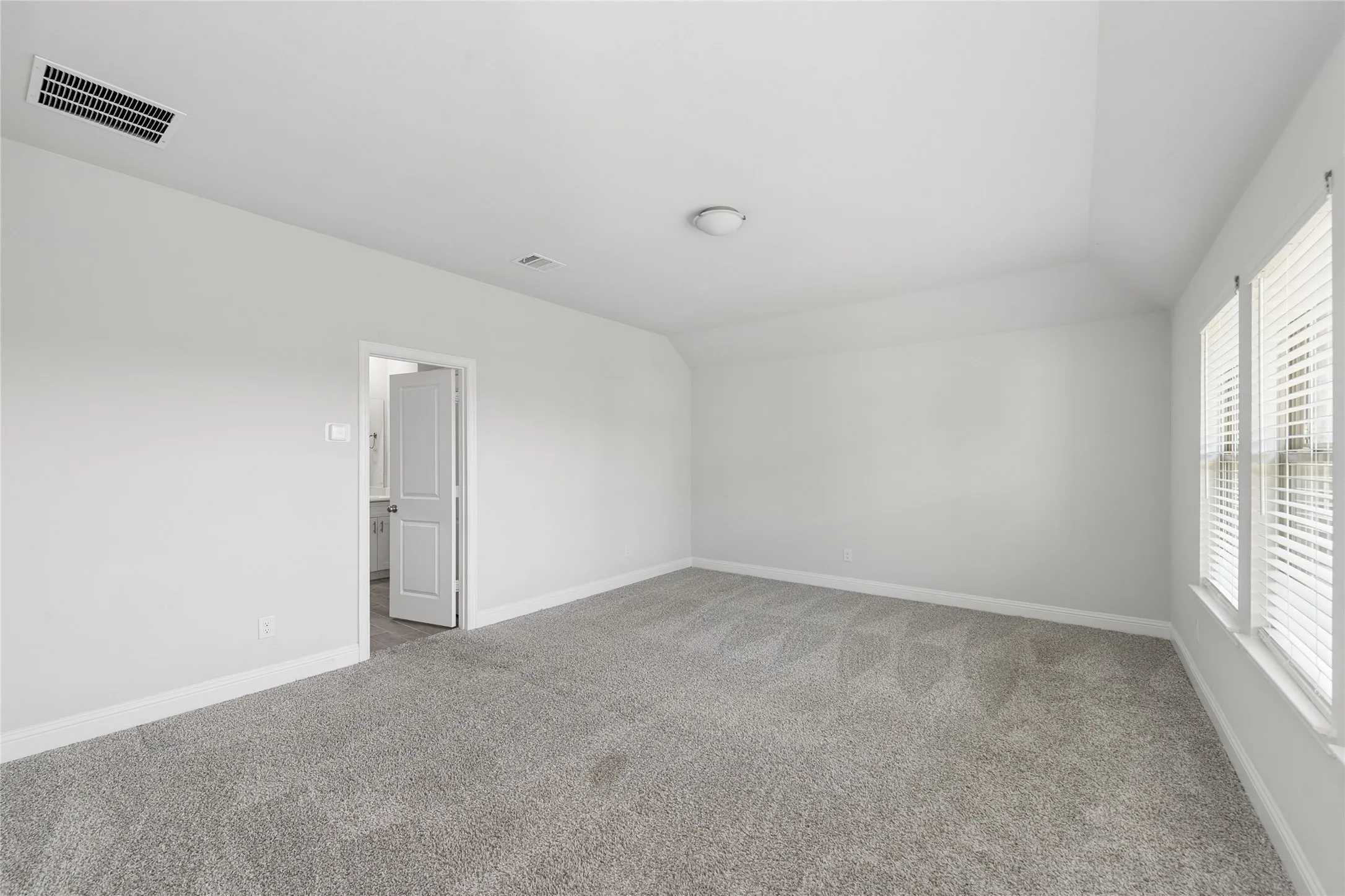 Single Family Residence For Rent in Collin County , 613 Cattle Chute Court, Celina, Texas 75009, 4 Bedroom, 2 Bathroom, 2 Garage spaces, 2,178 Sqft, built in 2022, mls#21391749, Real Estate Agent in Celina, Homes For Rent in Collin county, Homes For Rent in Celina, Realtor in Celina Texas, Real Estate Brokerage Independent Realty Texas, Luminita Cordes Realtor