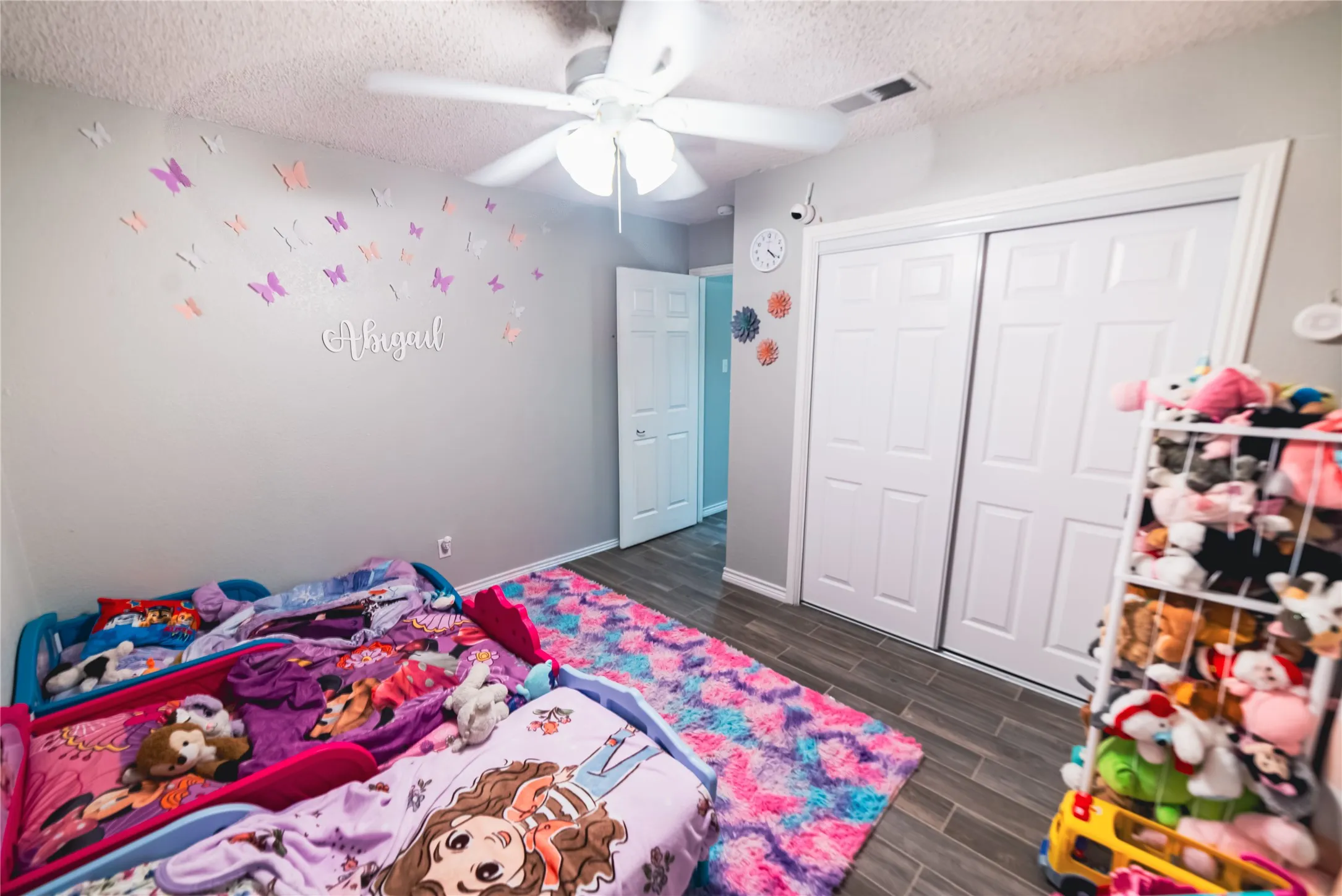 Single Family Residence For Sale in Taylor County , 5 Queen Anns Lace, Abilene, Texas 79606, 3 Bedroom, 2 Bathroom, 2 Garage spaces, 1,346 Sqft, built in 1983, mls#21391748, Real Estate Agent in Abilene, Homes For Sale in Taylor county, Homes For Sale in Abilene, Realtor in Abilene Texas, Real Estate Brokerage Independent Realty Texas, Luminita Cordes Realtor