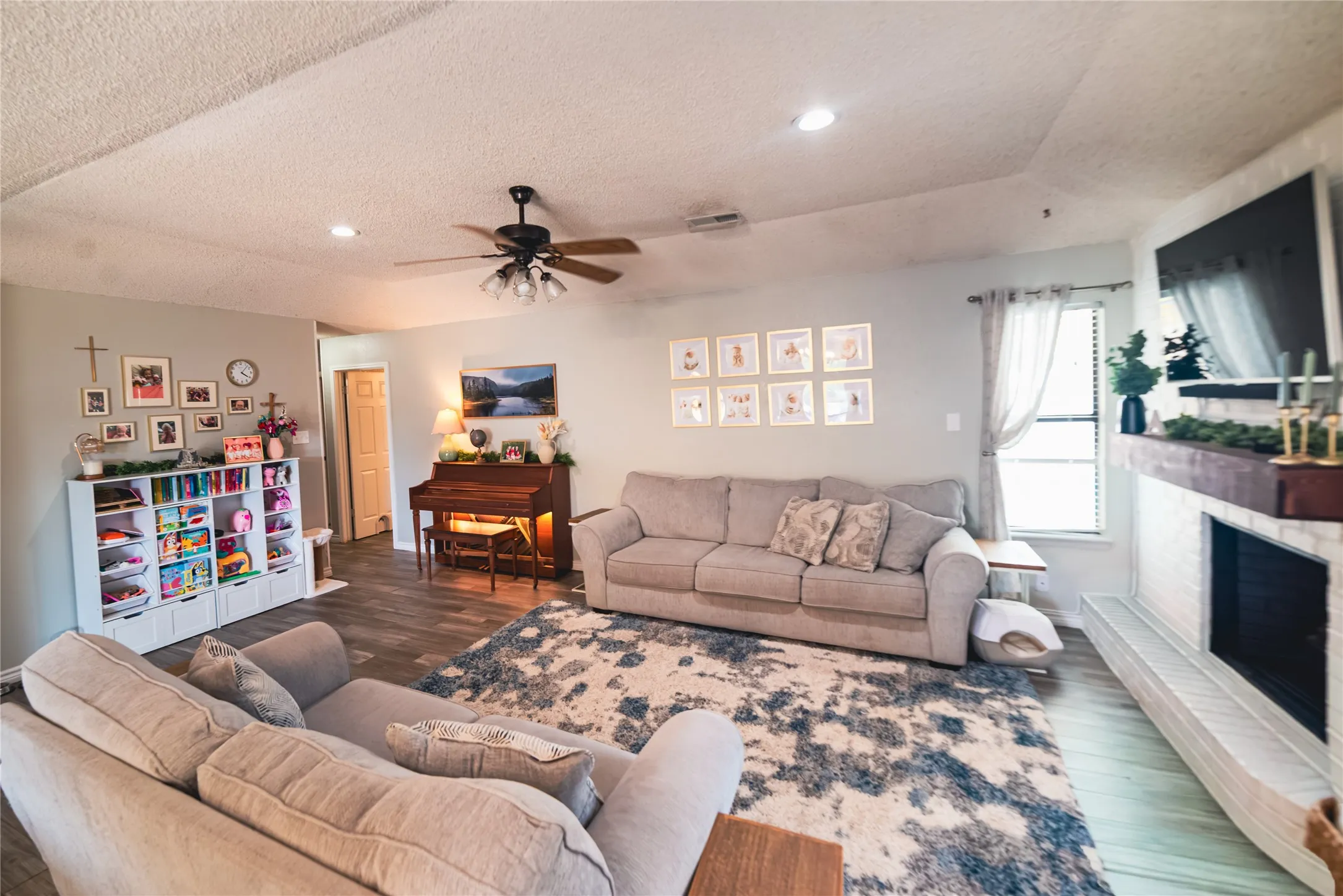Single Family Residence For Sale in Taylor County , 5 Queen Anns Lace, Abilene, Texas 79606, 3 Bedroom, 2 Bathroom, 2 Garage spaces, 1,346 Sqft, built in 1983, mls#21391748, Real Estate Agent in Abilene, Homes For Sale in Taylor county, Homes For Sale in Abilene, Realtor in Abilene Texas, Real Estate Brokerage Independent Realty Texas, Luminita Cordes Realtor