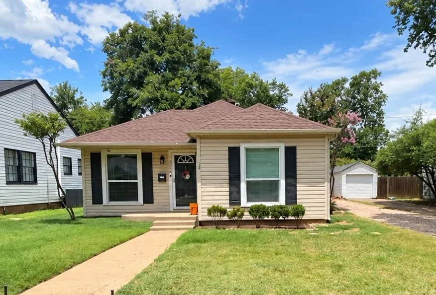Single Family Residence For Sale