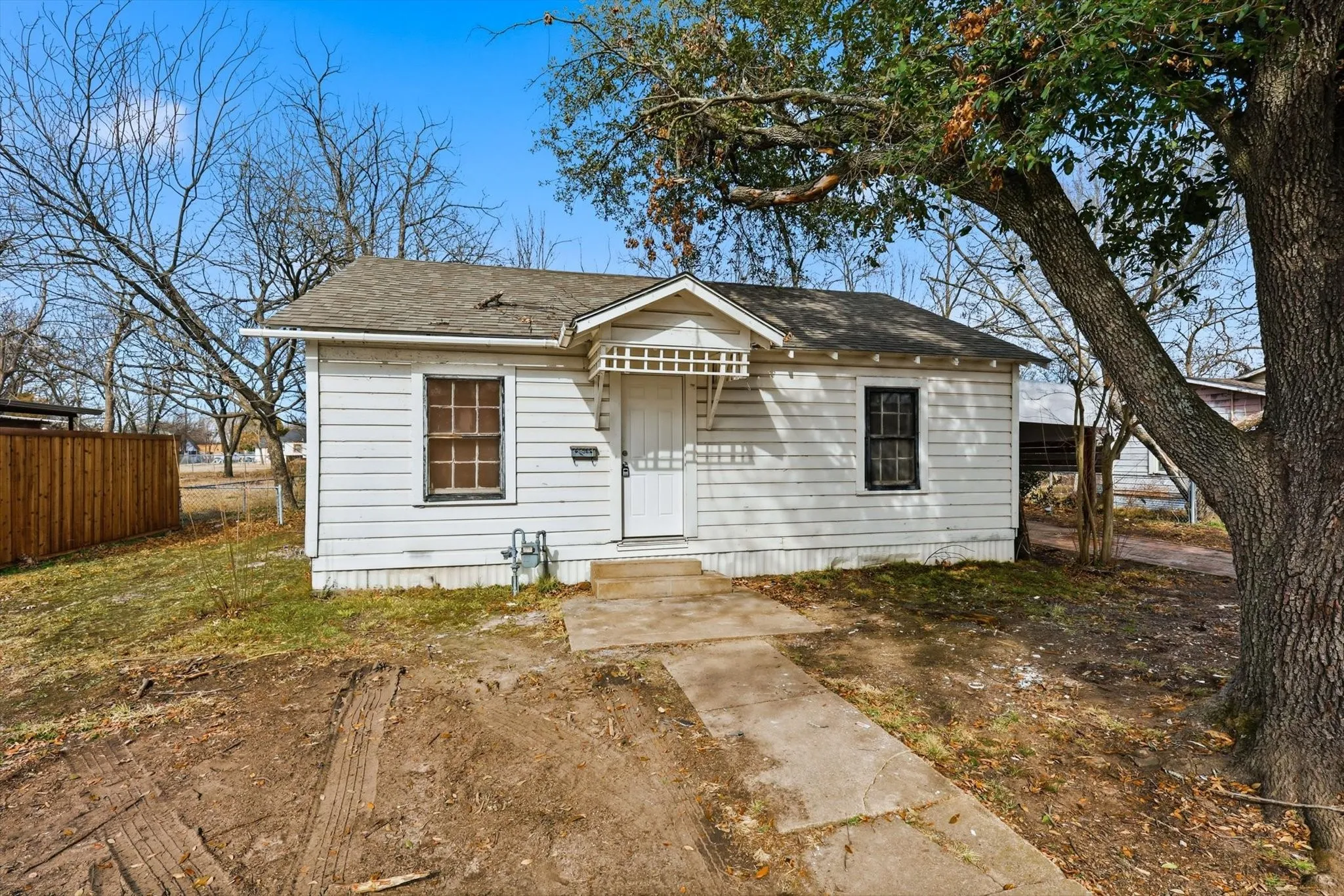 Single Family Residence For Sale
