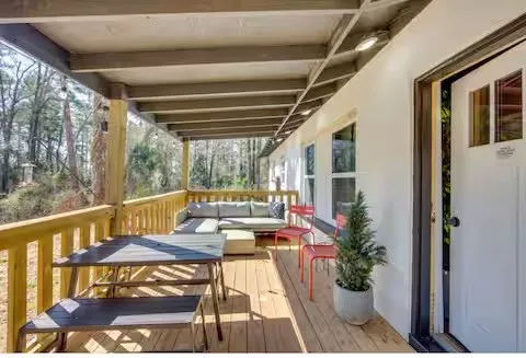 Single Family Residence For Rent in Wood County , 250 Private Road 8579, Winnsboro, Texas 75494, 3 Bedroom, 2 Bathroom, Garage spaces, 1,240 Sqft, built in 1949, mls#21391732, Real Estate Agent in Winnsboro, Homes For Rent in Wood county, Homes For Rent in Winnsboro, Realtor in Winnsboro Texas, Real Estate Brokerage Independent Realty Texas, Luminita Cordes Realtor