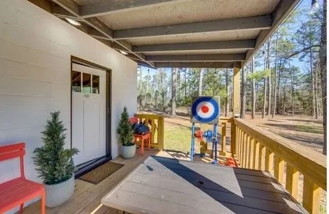 Single Family Residence For Rent in Wood County , 250 Private Road 8579, Winnsboro, Texas 75494, 3 Bedroom, 2 Bathroom, Garage spaces, 1,240 Sqft, built in 1949, mls#21391732, Real Estate Agent in Winnsboro, Homes For Rent in Wood county, Homes For Rent in Winnsboro, Realtor in Winnsboro Texas, Real Estate Brokerage Independent Realty Texas, Luminita Cordes Realtor
