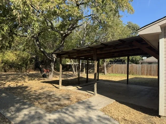 Single Family Residence For Rent in Denton County , 513 Rose Street, Denton, Texas 76209, 3 Bedroom, 2 Bathroom, Garage spaces, 1,200 Sqft, built in 1994, mls#21391756, Real Estate Agent in Denton, Homes For Rent in Denton county, Homes For Rent in Denton, Realtor in Denton Texas, Real Estate Brokerage Independent Realty Texas, Luminita Cordes Realtor