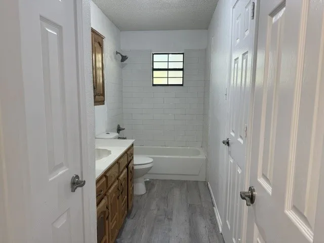 Single Family Residence For Rent in Denton County , 513 Rose Street, Denton, Texas 76209, 3 Bedroom, 2 Bathroom, Garage spaces, 1,200 Sqft, built in 1994, mls#21391756, Real Estate Agent in Denton, Homes For Rent in Denton county, Homes For Rent in Denton, Realtor in Denton Texas, Real Estate Brokerage Independent Realty Texas, Luminita Cordes Realtor