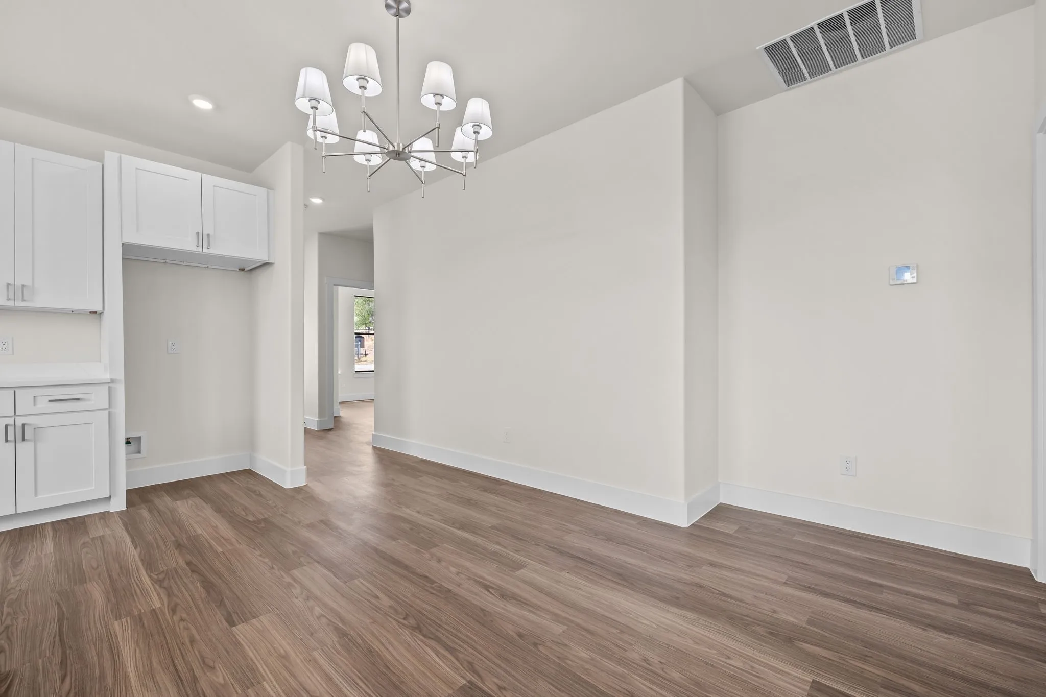 Single Family Residence For Sale in Hood County , 3631 Raintree Trail, Granbury, Texas 76048, 3 Bedroom, 2 Bathroom, 2 Garage spaces, 1,313 Sqft, built in 2026, mls#21390782, Real Estate Agent in Granbury, Homes For Sale in Hood county, Homes For Sale in Granbury, Realtor in Granbury Texas, Real Estate Brokerage Independent Realty Texas, Luminita Cordes Realtor