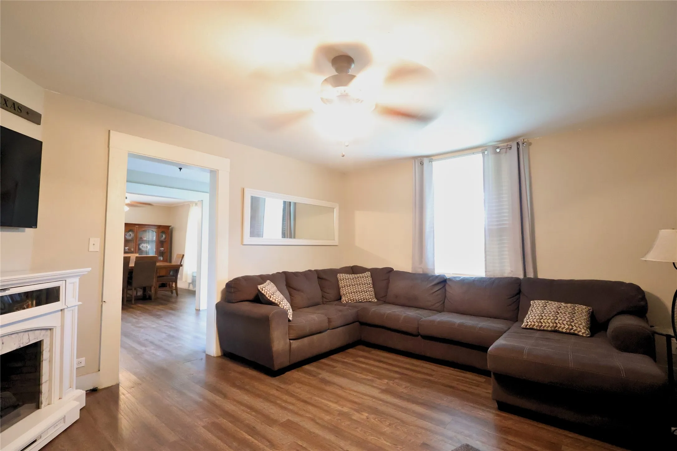 Single Family Residence For Sale in Wood County , 210 Hopkins, Alba, Texas 75410, 3 Bedroom, 2 Bathroom, Garage spaces, 2,158 Sqft, built in 1914, mls#21391110, Real Estate Agent in Alba, Homes For Sale in Wood county, Homes For Sale in Alba, Realtor in Alba Texas, Real Estate Brokerage Independent Realty Texas, Luminita Cordes Realtor