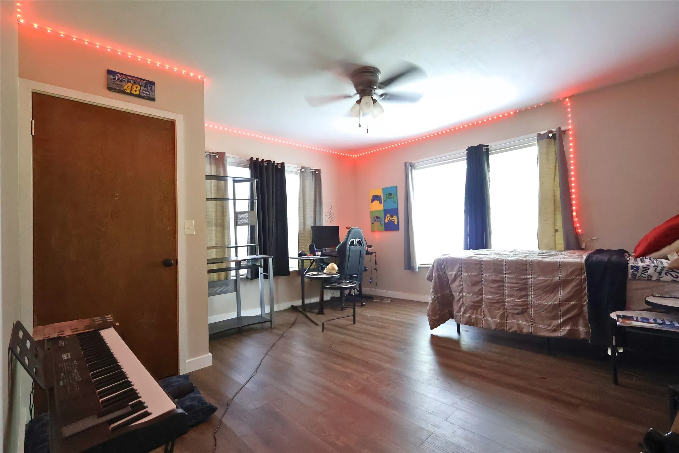 Single Family Residence For Sale in Wood County , 210 Hopkins, Alba, Texas 75410, 3 Bedroom, 2 Bathroom, Garage spaces, 2,158 Sqft, built in 1914, mls#21391110, Real Estate Agent in Alba, Homes For Sale in Wood county, Homes For Sale in Alba, Realtor in Alba Texas, Real Estate Brokerage Independent Realty Texas, Luminita Cordes Realtor