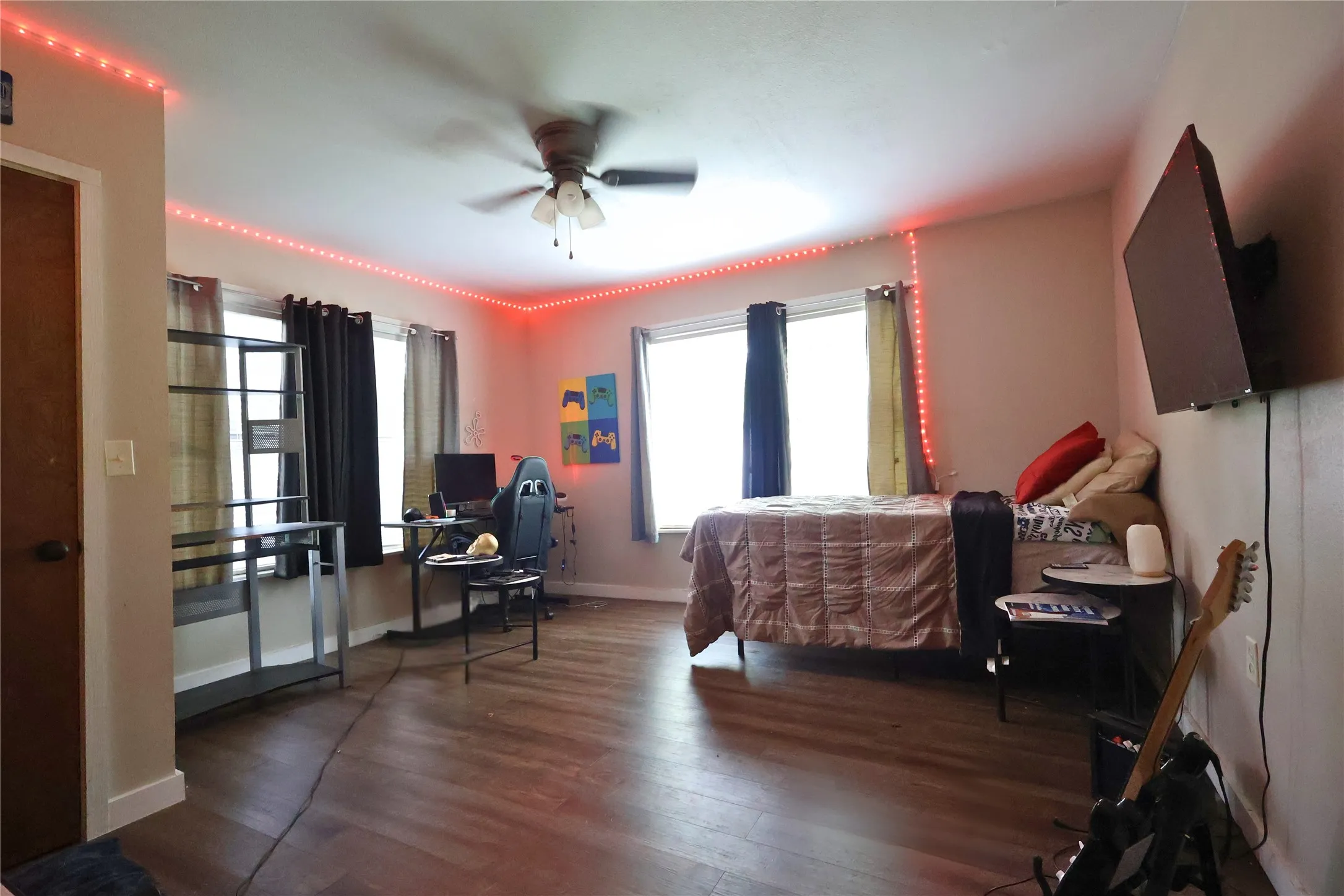Single Family Residence For Sale in Wood County , 210 Hopkins, Alba, Texas 75410, 3 Bedroom, 2 Bathroom, Garage spaces, 2,158 Sqft, built in 1914, mls#21391110, Real Estate Agent in Alba, Homes For Sale in Wood county, Homes For Sale in Alba, Realtor in Alba Texas, Real Estate Brokerage Independent Realty Texas, Luminita Cordes Realtor