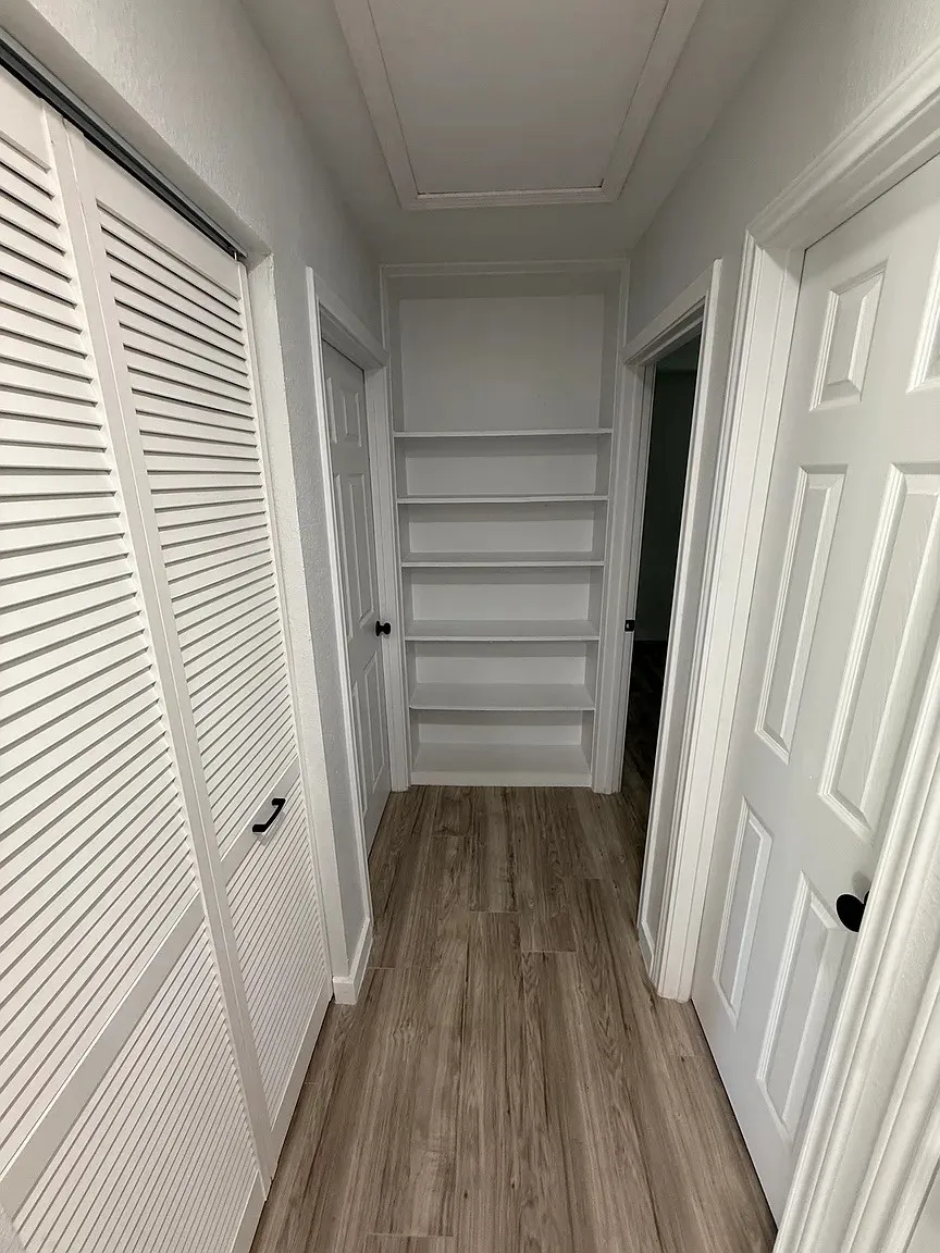 Single Family Residence For Rent in Delta County , 111 E San Antonio Avenue, Cooper, Texas 75432, 3 Bedroom, 2 Bathroom, Garage spaces, 1,038 Sqft, built in 1950, mls#21391767, Real Estate Agent in Cooper, Homes For Rent in Delta county, Homes For Rent in Cooper, Realtor in Cooper Texas, Real Estate Brokerage Independent Realty Texas, Luminita Cordes Realtor