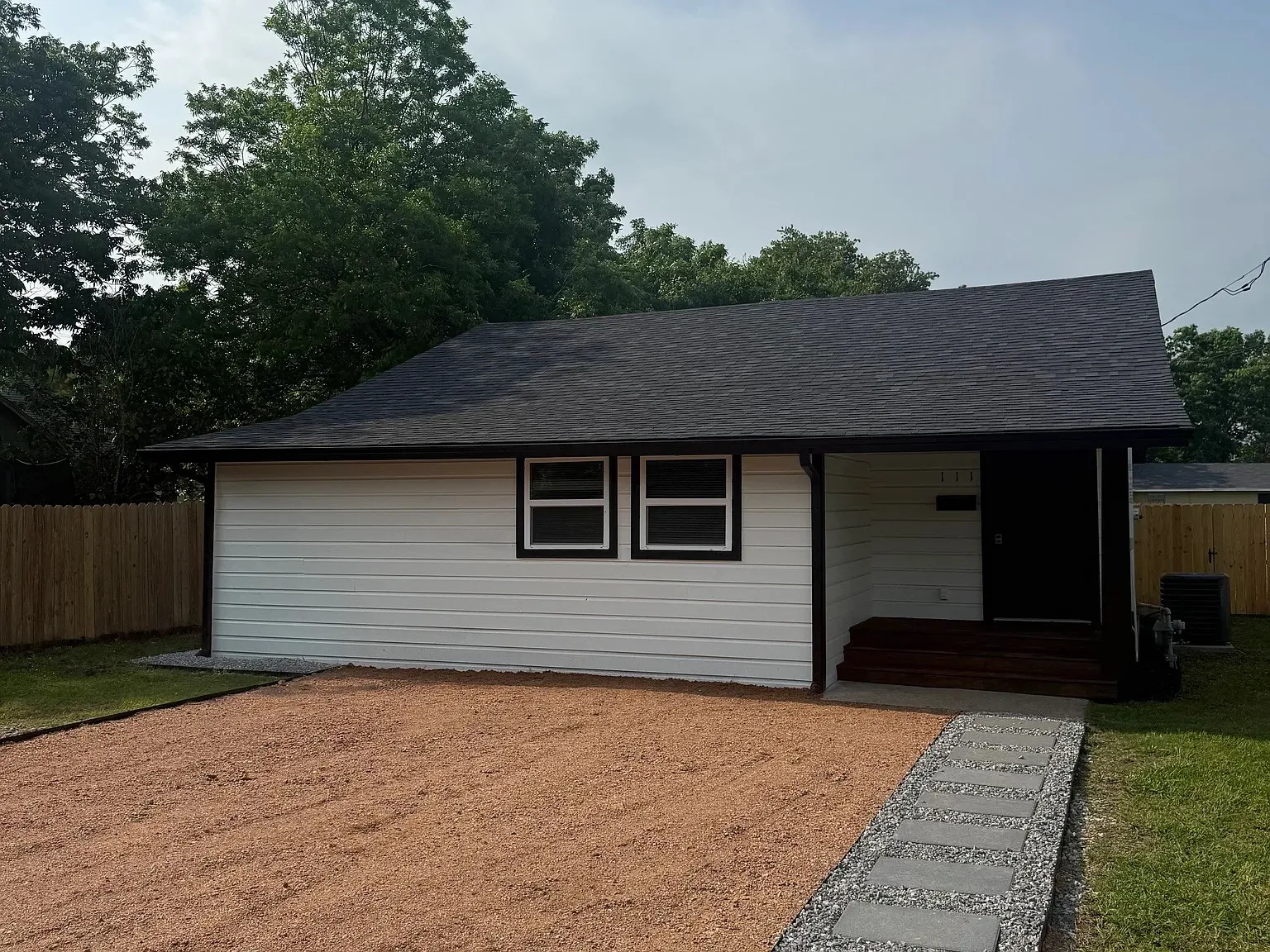 Single Family Residence For Rent