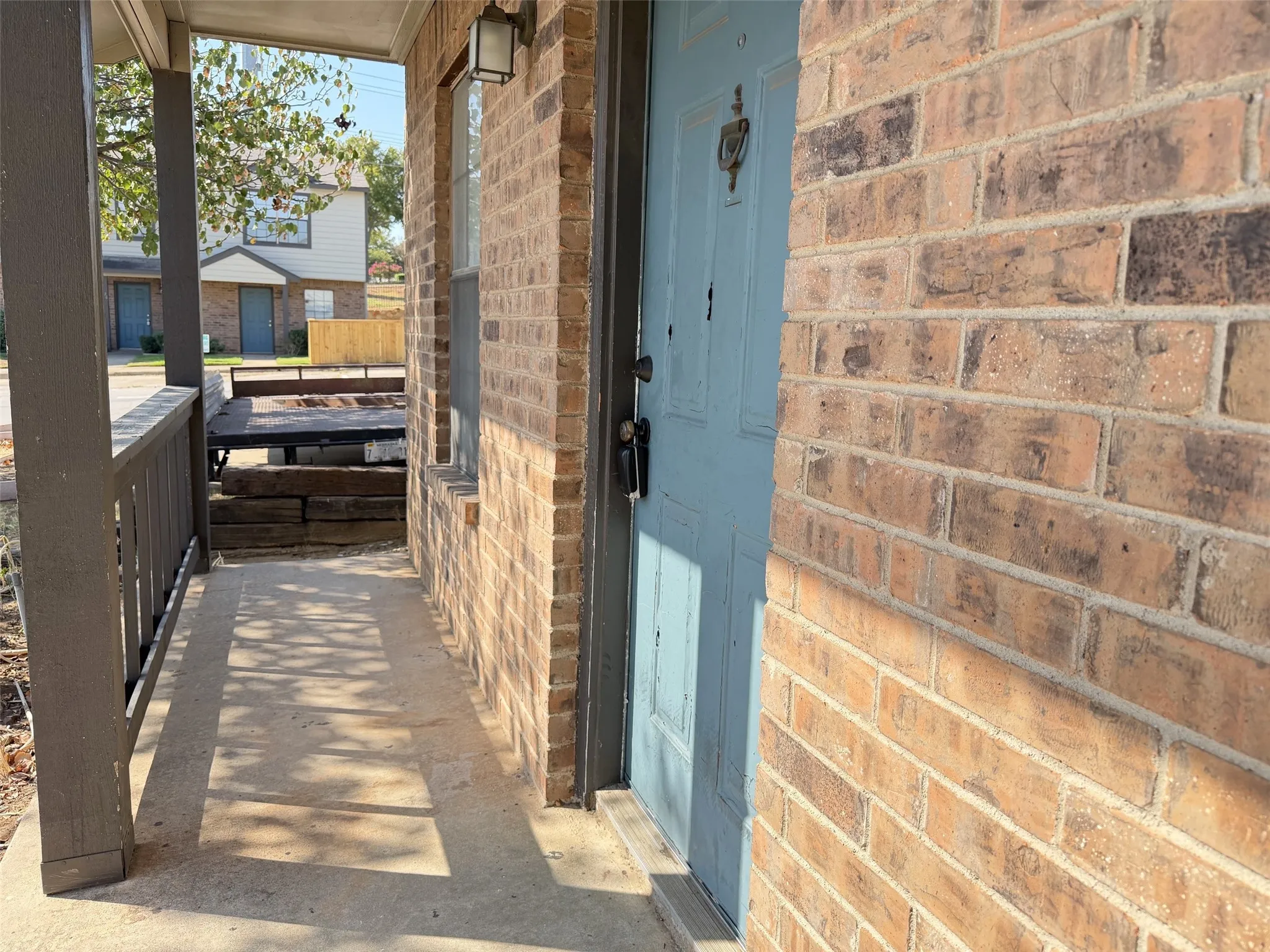 Townhouse For Rent in Denton County , 740 W Collins Street, Denton, Texas 76201, 3 Bedroom, 2 Bathroom, Garage spaces, 1,088 Sqft, built in 1984, mls#21391759, Real Estate Agent in Denton, Homes For Rent in Denton county, Homes For Rent in Denton, Realtor in Denton Texas, Real Estate Brokerage Independent Realty Texas, Luminita Cordes Realtor