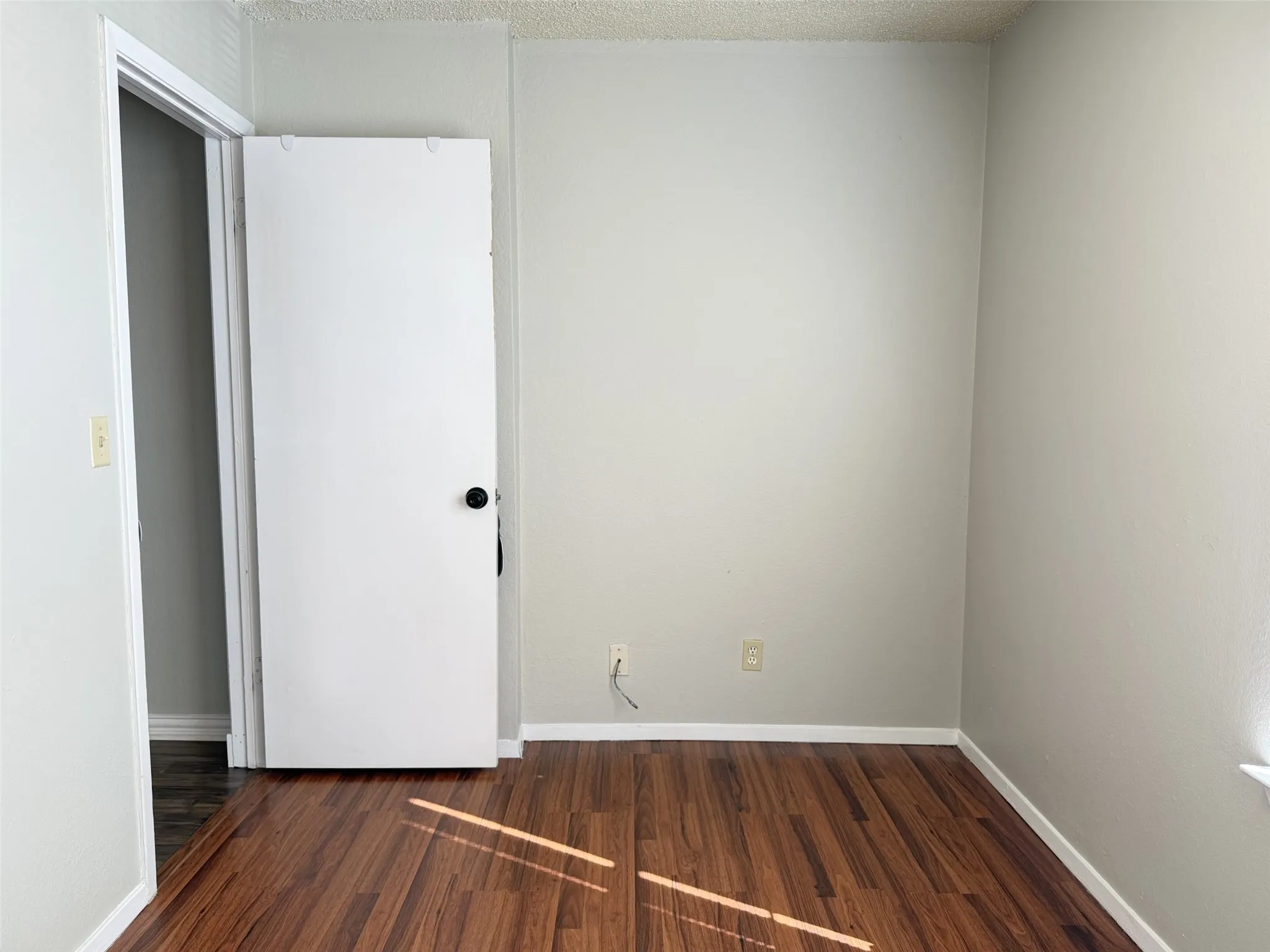 Townhouse For Rent in Denton County , 740 W Collins Street, Denton, Texas 76201, 3 Bedroom, 2 Bathroom, Garage spaces, 1,088 Sqft, built in 1984, mls#21391759, Real Estate Agent in Denton, Homes For Rent in Denton county, Homes For Rent in Denton, Realtor in Denton Texas, Real Estate Brokerage Independent Realty Texas, Luminita Cordes Realtor
