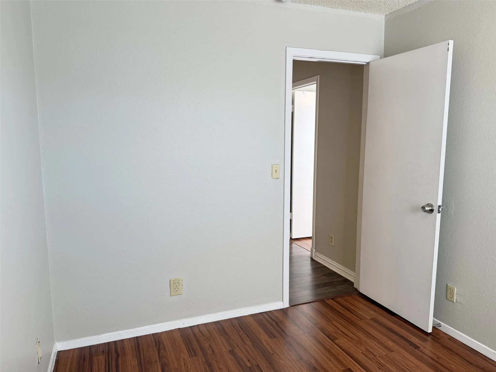 Townhouse For Rent in Denton County , 740 W Collins Street, Denton, Texas 76201, 3 Bedroom, 2 Bathroom, Garage spaces, 1,088 Sqft, built in 1984, mls#21391759, Real Estate Agent in Denton, Homes For Rent in Denton county, Homes For Rent in Denton, Realtor in Denton Texas, Real Estate Brokerage Independent Realty Texas, Luminita Cordes Realtor