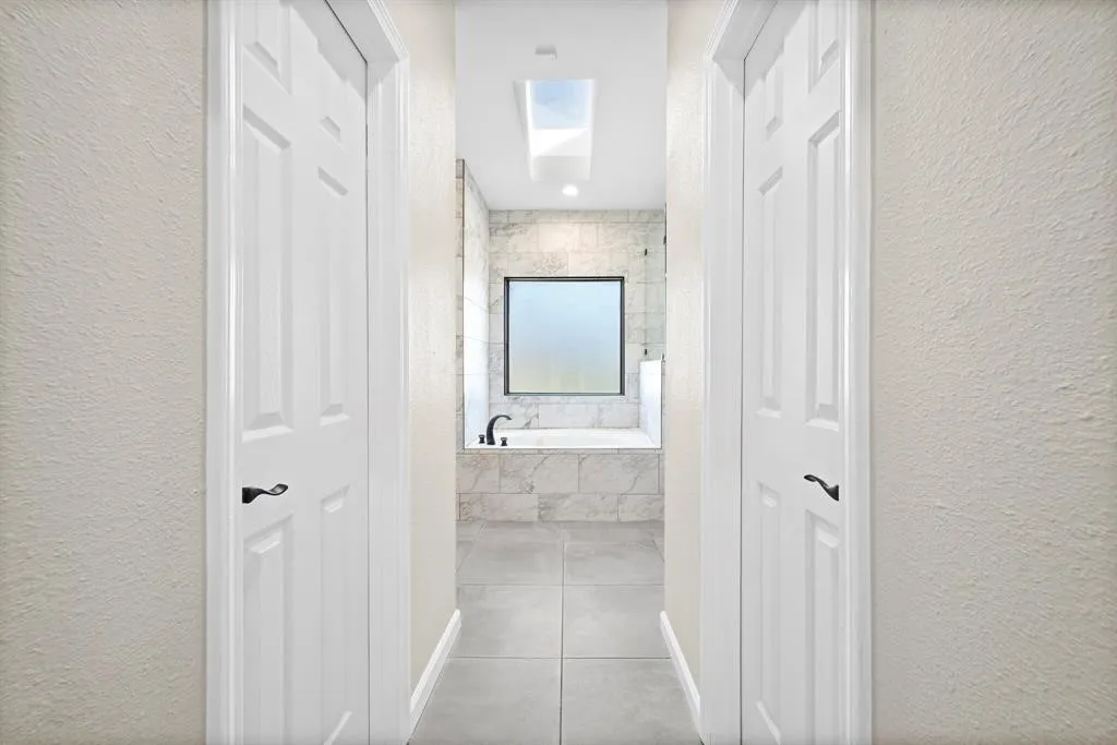 Single Family Residence For Rent in Tarrant County , 894 Tate Street, Mansfield, Texas 76063, 4 Bedroom, 4 Bathroom, 2 Garage spaces, 3,096 Sqft, built in 2002, mls#21391765, Real Estate Agent in Mansfield, Homes For Rent in Tarrant county, Homes For Rent in Mansfield, Realtor in Mansfield Texas, Real Estate Brokerage Independent Realty Texas, Luminita Cordes Realtor