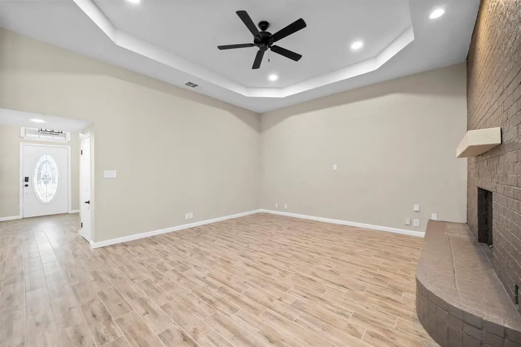 Single Family Residence For Rent in Tarrant County , 894 Tate Street, Mansfield, Texas 76063, 4 Bedroom, 4 Bathroom, 2 Garage spaces, 3,096 Sqft, built in 2002, mls#21391765, Real Estate Agent in Mansfield, Homes For Rent in Tarrant county, Homes For Rent in Mansfield, Realtor in Mansfield Texas, Real Estate Brokerage Independent Realty Texas, Luminita Cordes Realtor