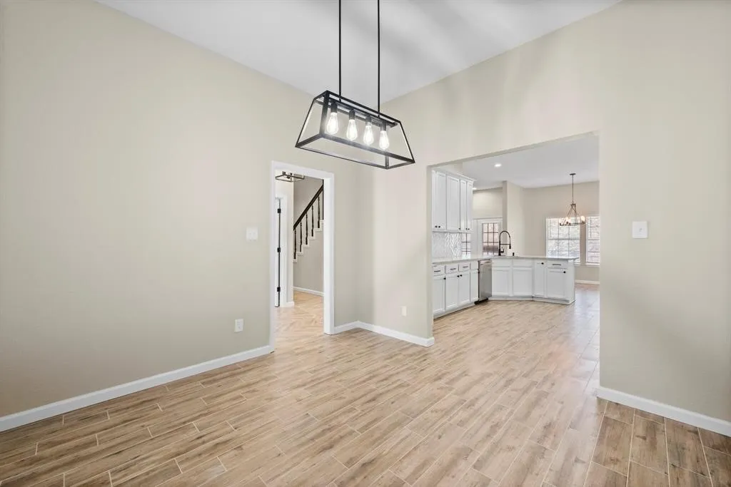 Single Family Residence For Rent in Tarrant County , 894 Tate Street, Mansfield, Texas 76063, 4 Bedroom, 4 Bathroom, 2 Garage spaces, 3,096 Sqft, built in 2002, mls#21391765, Real Estate Agent in Mansfield, Homes For Rent in Tarrant county, Homes For Rent in Mansfield, Realtor in Mansfield Texas, Real Estate Brokerage Independent Realty Texas, Luminita Cordes Realtor