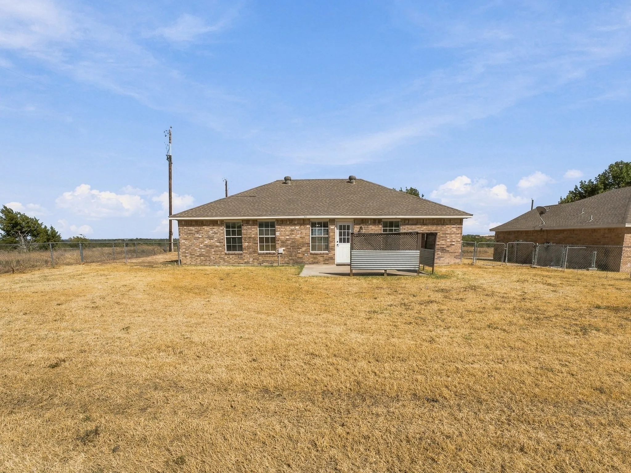 Single Family Residence For Sale in Wise County , 1711 Chenoweth Street, Decatur, Texas 76234, 3 Bedroom, 2 Bathroom, 2 Garage spaces, 1,205 Sqft, built in 2005, mls#21388749, Real Estate Agent in Decatur, Homes For Sale in Wise county, Homes For Sale in Decatur, Realtor in Decatur Texas, Real Estate Brokerage Independent Realty Texas, Luminita Cordes Realtor