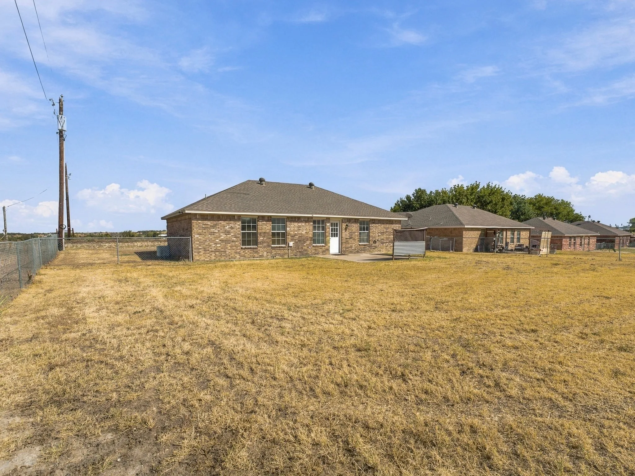 Single Family Residence For Sale in Wise County , 1711 Chenoweth Street, Decatur, Texas 76234, 3 Bedroom, 2 Bathroom, 2 Garage spaces, 1,205 Sqft, built in 2005, mls#21388749, Real Estate Agent in Decatur, Homes For Sale in Wise county, Homes For Sale in Decatur, Realtor in Decatur Texas, Real Estate Brokerage Independent Realty Texas, Luminita Cordes Realtor