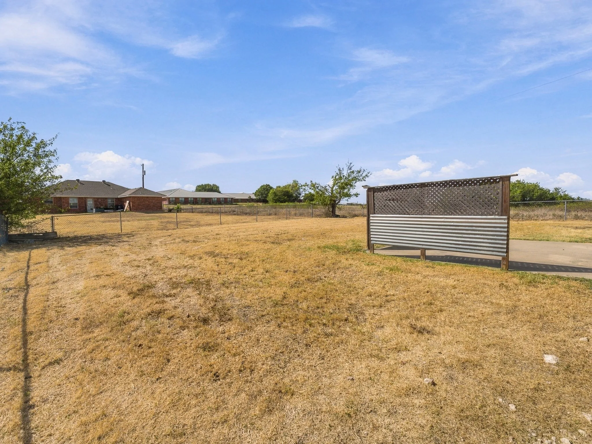 Single Family Residence For Sale in Wise County , 1711 Chenoweth Street, Decatur, Texas 76234, 3 Bedroom, 2 Bathroom, 2 Garage spaces, 1,205 Sqft, built in 2005, mls#21388749, Real Estate Agent in Decatur, Homes For Sale in Wise county, Homes For Sale in Decatur, Realtor in Decatur Texas, Real Estate Brokerage Independent Realty Texas, Luminita Cordes Realtor