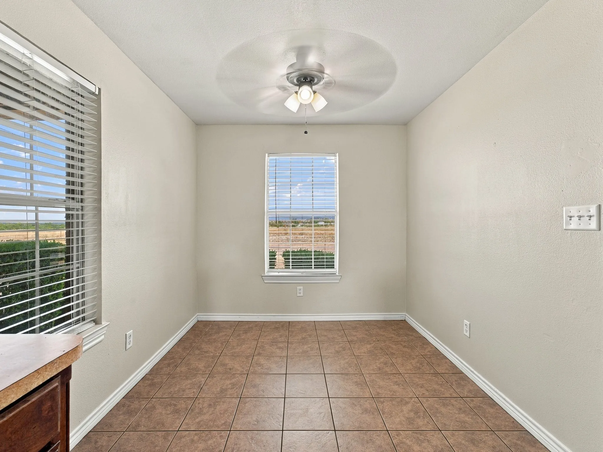 Single Family Residence For Sale in Wise County , 1711 Chenoweth Street, Decatur, Texas 76234, 3 Bedroom, 2 Bathroom, 2 Garage spaces, 1,205 Sqft, built in 2005, mls#21388749, Real Estate Agent in Decatur, Homes For Sale in Wise county, Homes For Sale in Decatur, Realtor in Decatur Texas, Real Estate Brokerage Independent Realty Texas, Luminita Cordes Realtor
