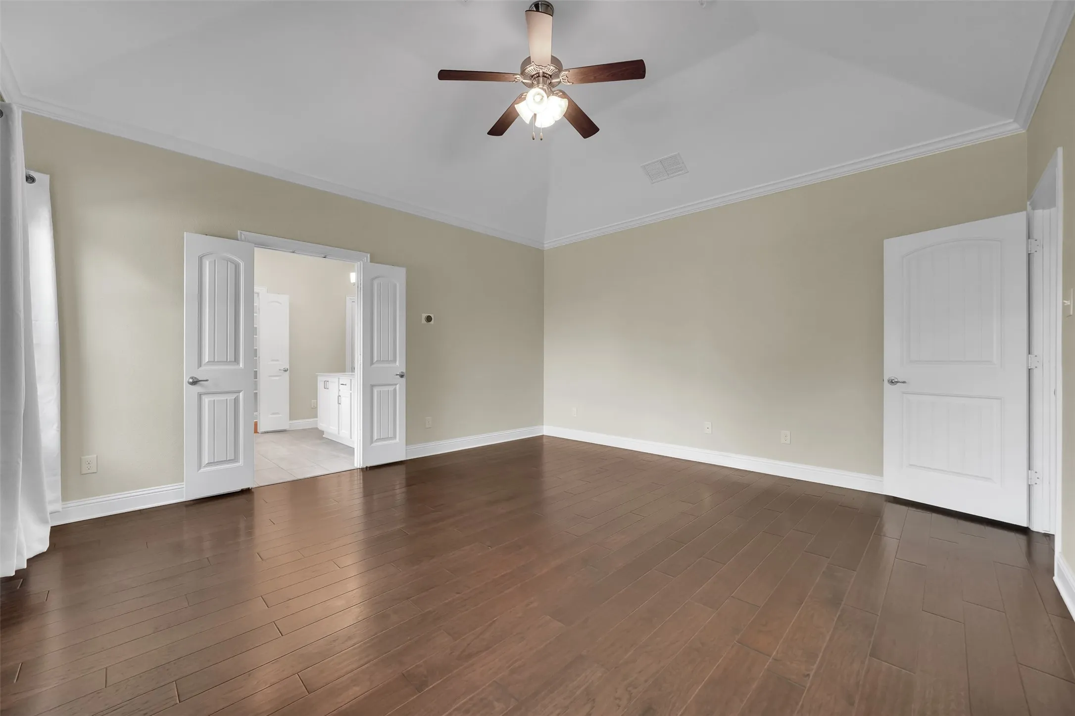 Single Family Residence For Rent in Dallas County , 5805 Zinnia Drive, Rowlett, Texas 75089, 3 Bedroom, 2 Bathroom, 2 Garage spaces, 1,936 Sqft, built in 2014, mls#21391771, Real Estate Agent in Rowlett, Homes For Rent in Dallas county, Homes For Rent in Rowlett, Realtor in Rowlett Texas, Real Estate Brokerage Independent Realty Texas, Luminita Cordes Realtor