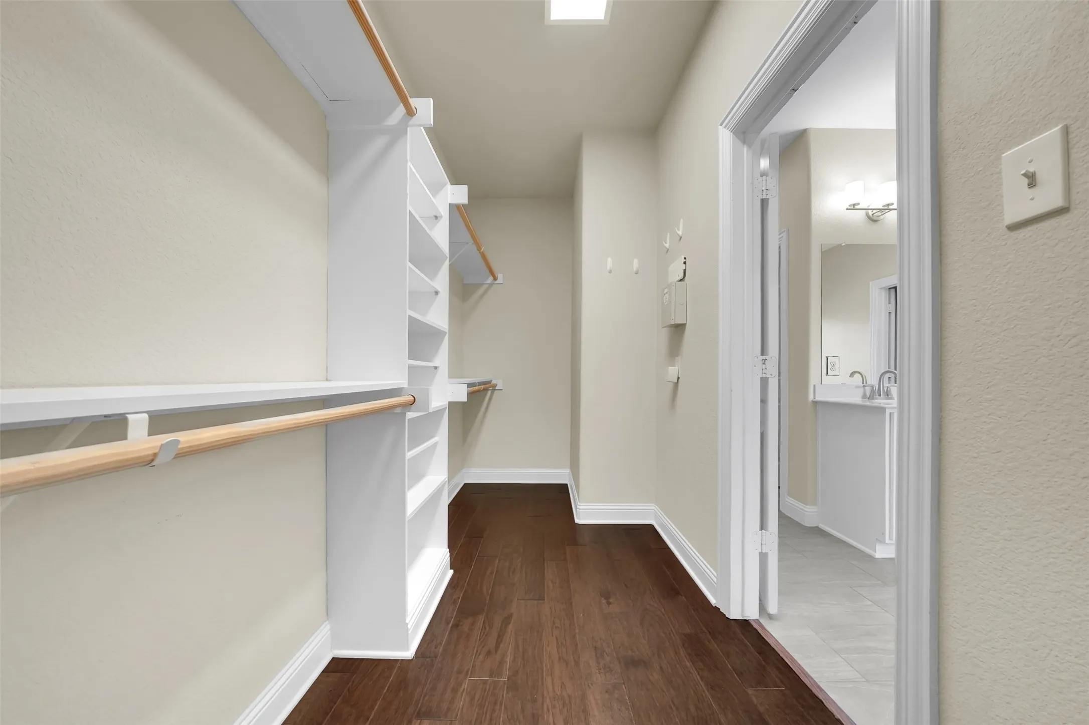 Single Family Residence For Rent in Dallas County , 5805 Zinnia Drive, Rowlett, Texas 75089, 3 Bedroom, 2 Bathroom, 2 Garage spaces, 1,936 Sqft, built in 2014, mls#21391771, Real Estate Agent in Rowlett, Homes For Rent in Dallas county, Homes For Rent in Rowlett, Realtor in Rowlett Texas, Real Estate Brokerage Independent Realty Texas, Luminita Cordes Realtor