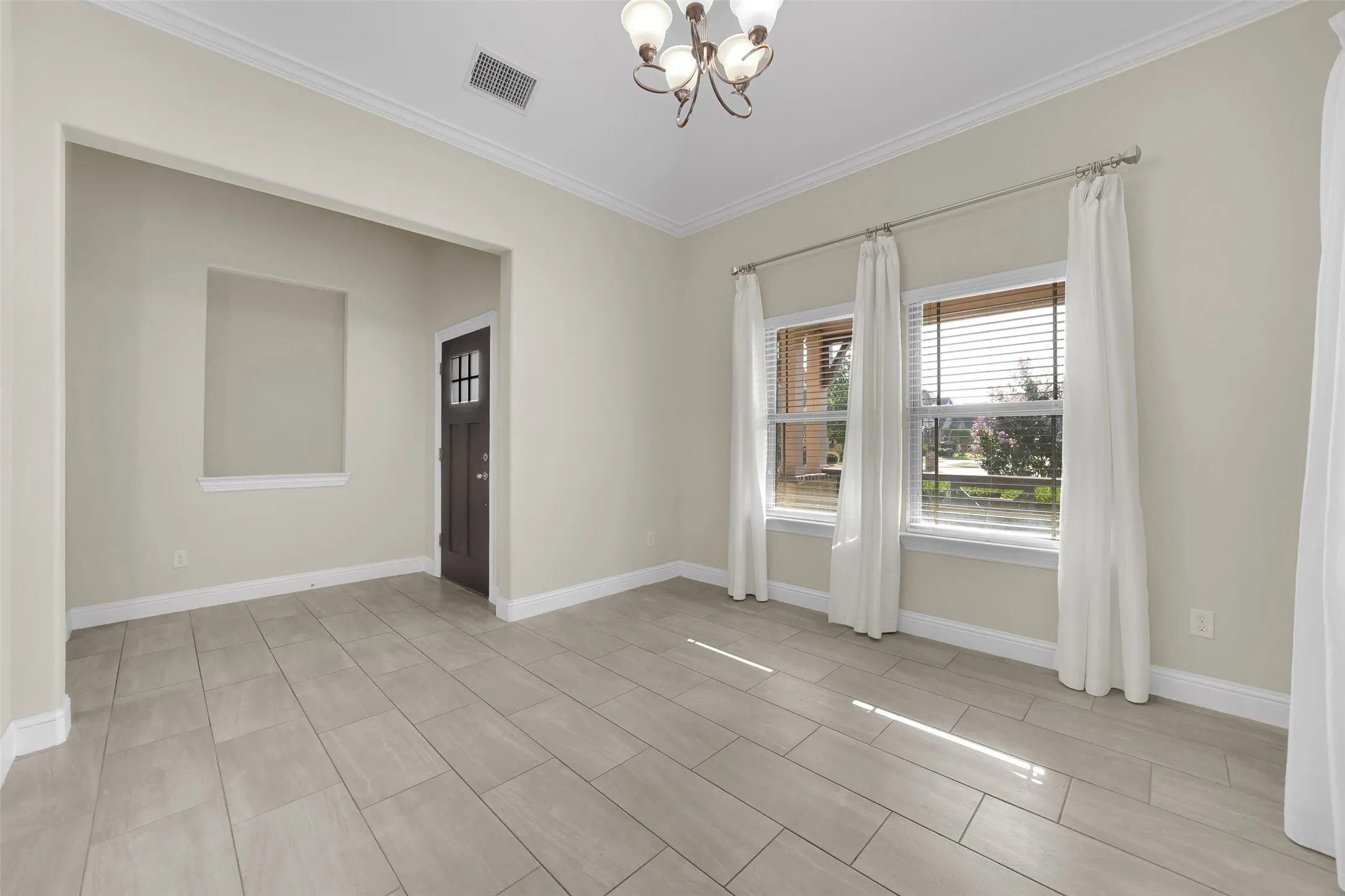 Single Family Residence For Rent in Dallas County , 5805 Zinnia Drive, Rowlett, Texas 75089, 3 Bedroom, 2 Bathroom, 2 Garage spaces, 1,936 Sqft, built in 2014, mls#21391771, Real Estate Agent in Rowlett, Homes For Rent in Dallas county, Homes For Rent in Rowlett, Realtor in Rowlett Texas, Real Estate Brokerage Independent Realty Texas, Luminita Cordes Realtor