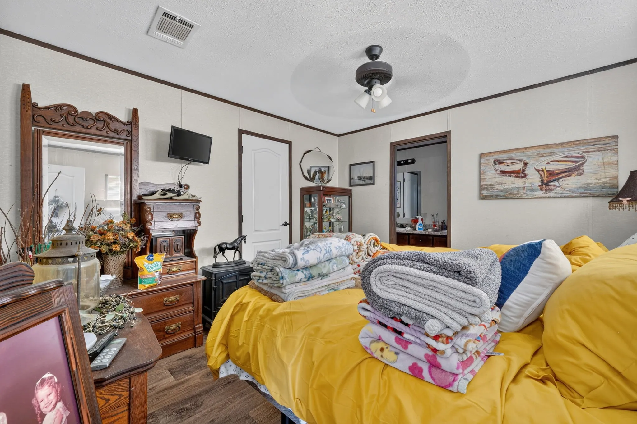 Single Family Residence For Sale in Hood County , 2809 Cypress Street, Granbury, Texas 76048, 2 Bedroom, 2 Bathroom, Garage spaces, 1,100 Sqft, built in 2019, mls#21391760, Real Estate Agent in Granbury, Homes For Sale in Hood county, Homes For Sale in Granbury, Realtor in Granbury Texas, Real Estate Brokerage Independent Realty Texas, Luminita Cordes Realtor