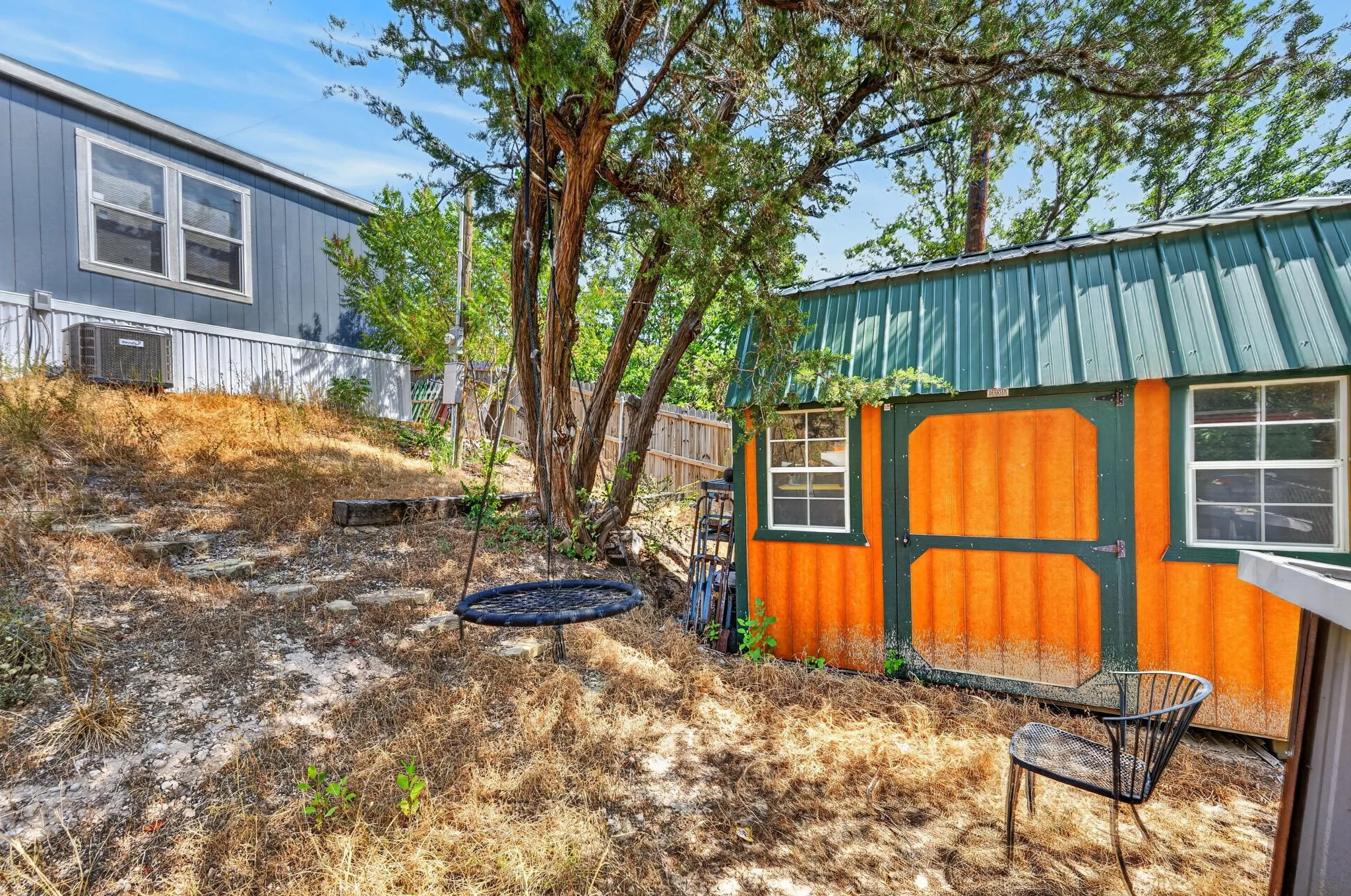 Single Family Residence For Sale in Hood County , 2809 Cypress Street, Granbury, Texas 76048, 2 Bedroom, 2 Bathroom, Garage spaces, 1,100 Sqft, built in 2019, mls#21391760, Real Estate Agent in Granbury, Homes For Sale in Hood county, Homes For Sale in Granbury, Realtor in Granbury Texas, Real Estate Brokerage Independent Realty Texas, Luminita Cordes Realtor