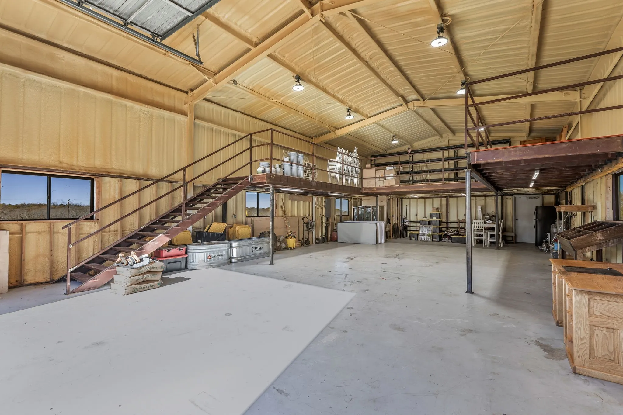 Farm For Sale in Grayson County , 2568 Luella Road, Sherman, Texas 75090, 2 Bedroom, 1 Bathroom, 2 Garage spaces, 3,587 Sqft, built in 1987, mls#21391777, Real Estate Agent in Sherman, Homes For Sale in Grayson county, Homes For Sale in Sherman, Realtor in Sherman Texas, Real Estate Brokerage Independent Realty Texas, Luminita Cordes Realtor
