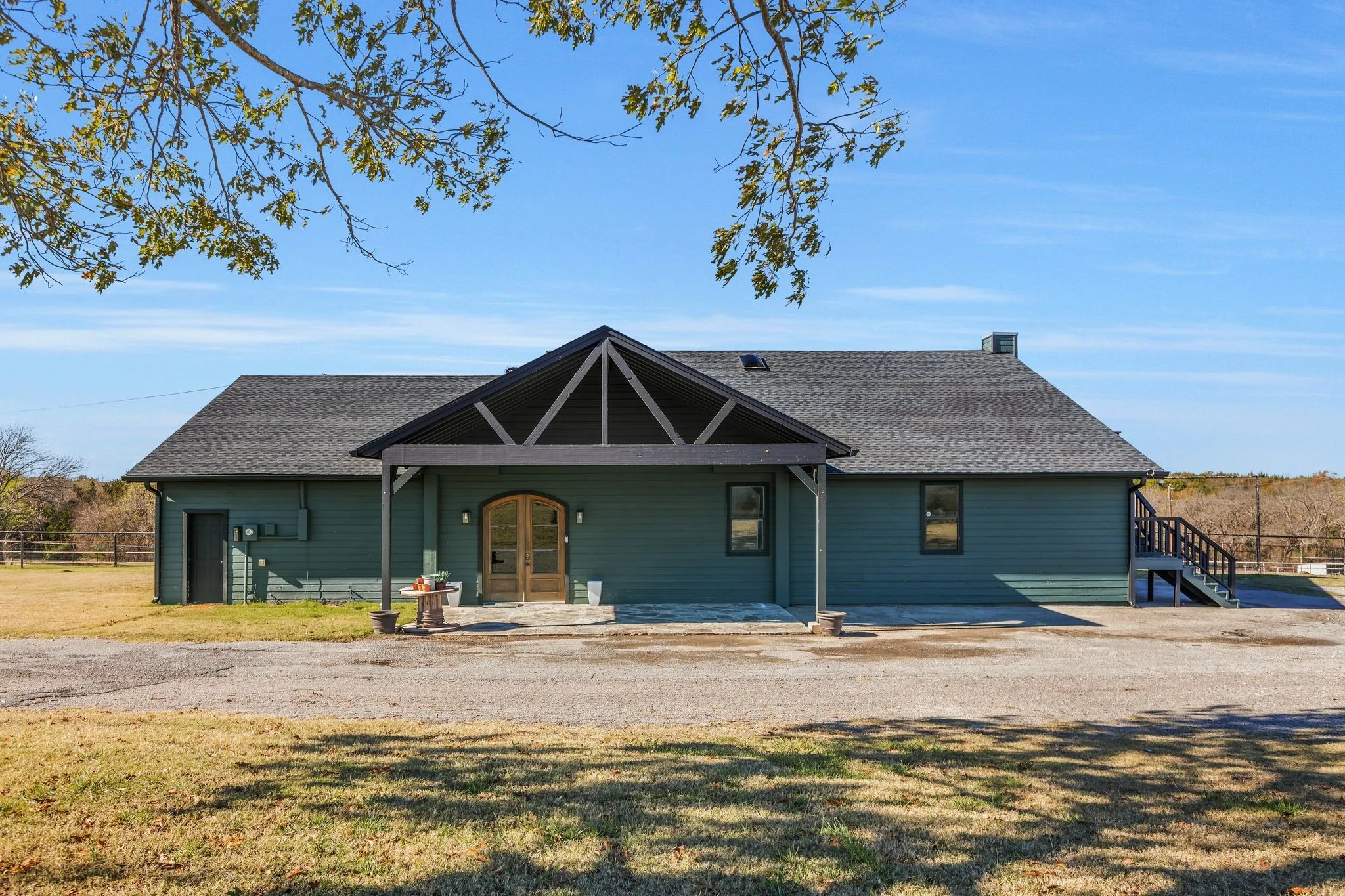 Farm For Sale in Grayson County , 2568 Luella Road, Sherman, Texas 75090, 2 Bedroom, 1 Bathroom, 2 Garage spaces, 3,587 Sqft, built in 1987, mls#21391777, Real Estate Agent in Sherman, Homes For Sale in Grayson county, Homes For Sale in Sherman, Realtor in Sherman Texas, Real Estate Brokerage Independent Realty Texas, Luminita Cordes Realtor