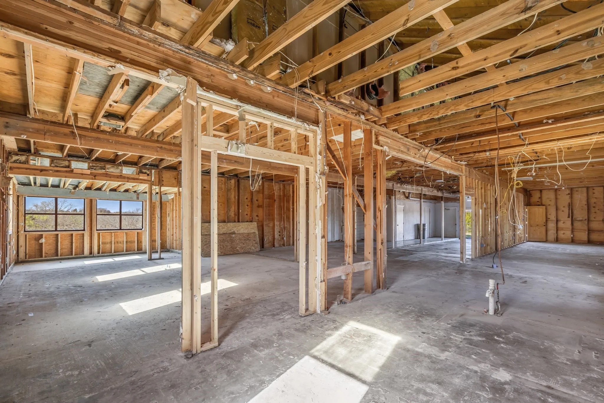 Farm For Sale in Grayson County , 2568 Luella Road, Sherman, Texas 75090, 2 Bedroom, 1 Bathroom, 2 Garage spaces, 3,587 Sqft, built in 1987, mls#21391777, Real Estate Agent in Sherman, Homes For Sale in Grayson county, Homes For Sale in Sherman, Realtor in Sherman Texas, Real Estate Brokerage Independent Realty Texas, Luminita Cordes Realtor