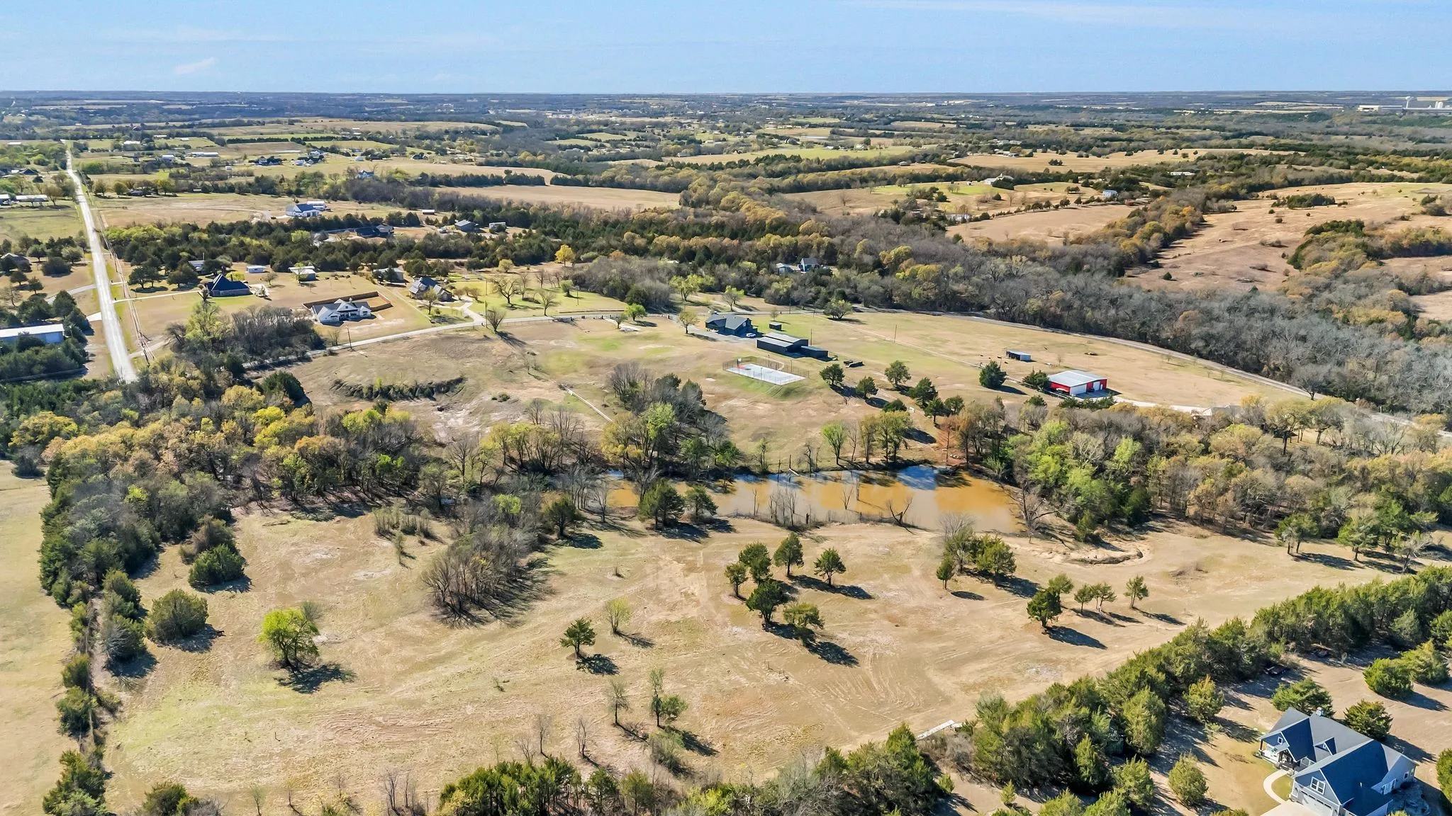 Farm For Sale in Grayson County , 2568 Luella Road, Sherman, Texas 75090, 2 Bedroom, 1 Bathroom, 2 Garage spaces, 3,587 Sqft, built in 1987, mls#21391777, Real Estate Agent in Sherman, Homes For Sale in Grayson county, Homes For Sale in Sherman, Realtor in Sherman Texas, Real Estate Brokerage Independent Realty Texas, Luminita Cordes Realtor