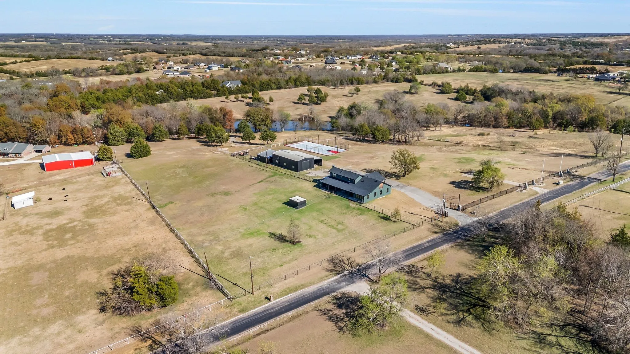 Farm For Sale in Grayson County , 2568 Luella Road, Sherman, Texas 75090, 2 Bedroom, 1 Bathroom, 2 Garage spaces, 3,587 Sqft, built in 1987, mls#21391777, Real Estate Agent in Sherman, Homes For Sale in Grayson county, Homes For Sale in Sherman, Realtor in Sherman Texas, Real Estate Brokerage Independent Realty Texas, Luminita Cordes Realtor