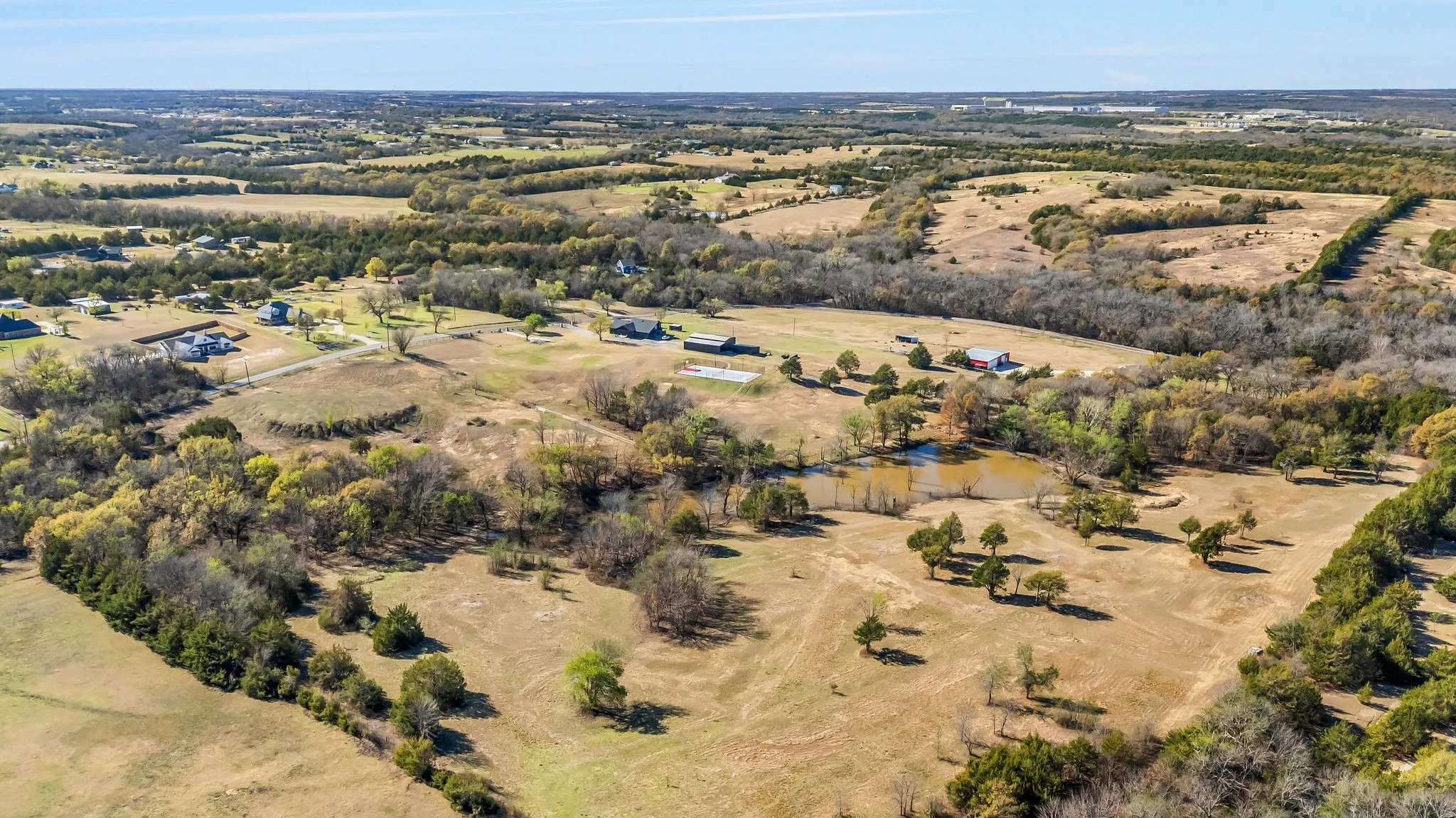 Farm For Sale in Grayson County , 2568 Luella Road, Sherman, Texas 75090, 2 Bedroom, 1 Bathroom, 2 Garage spaces, 3,587 Sqft, built in 1987, mls#21391777, Real Estate Agent in Sherman, Homes For Sale in Grayson county, Homes For Sale in Sherman, Realtor in Sherman Texas, Real Estate Brokerage Independent Realty Texas, Luminita Cordes Realtor
