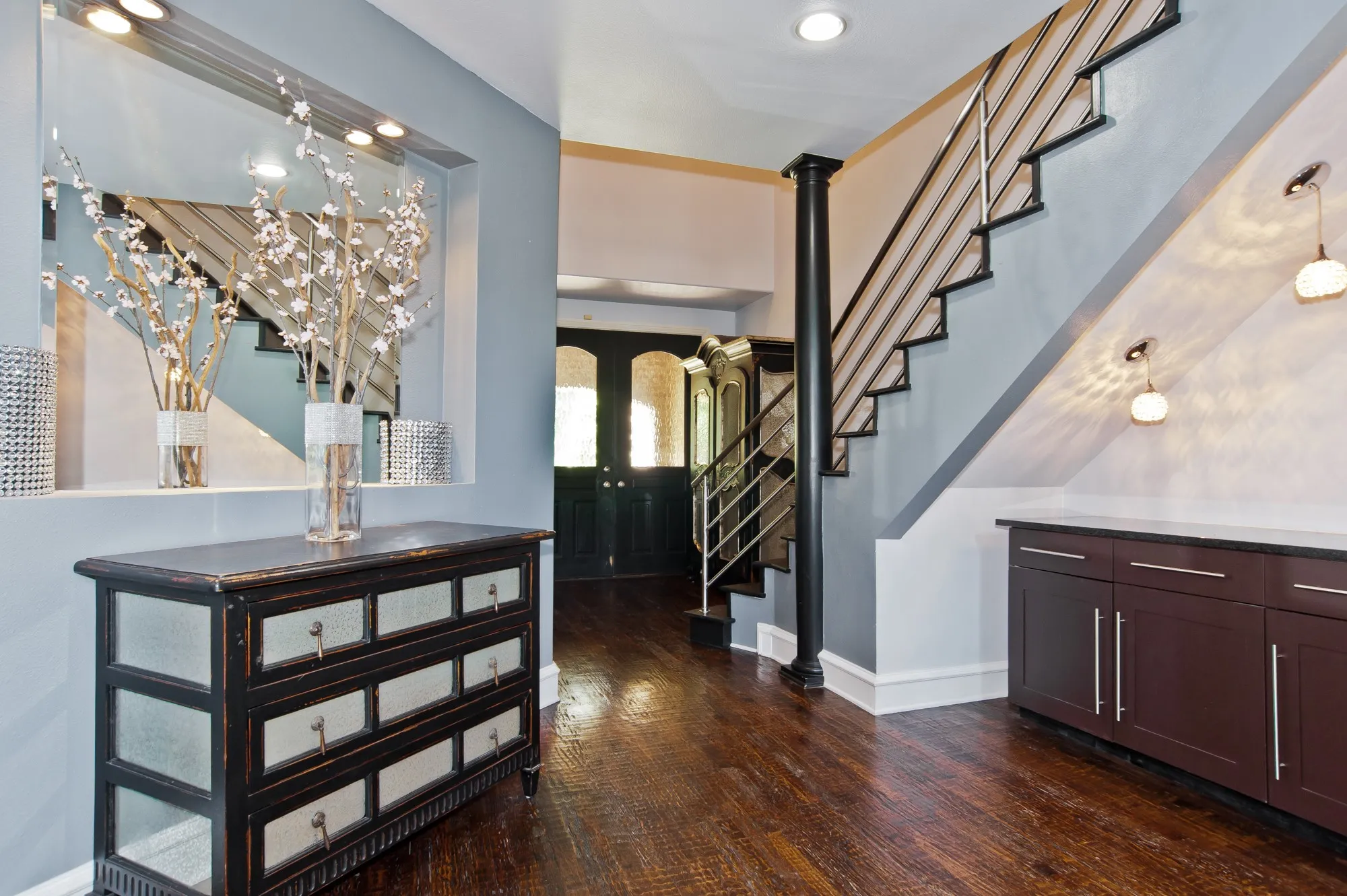 Townhouse For Sale in Dallas County , 4208 Spyglass Hill Lane, Irving, Texas 75038, 3 Bedroom, 3 Bathroom, 2 Garage spaces, 2,137 Sqft, built in 1998, mls#21385054, Real Estate Agent in Irving, Homes For Sale in Dallas county, Homes For Sale in Irving, Realtor in Irving Texas, Real Estate Brokerage Independent Realty Texas, Luminita Cordes Realtor