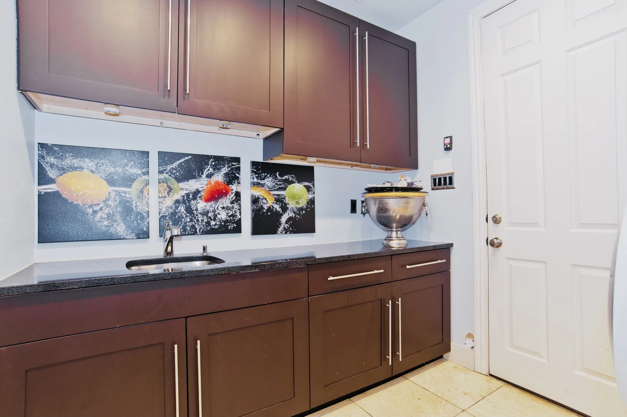 Townhouse For Sale in Dallas County , 4208 Spyglass Hill Lane, Irving, Texas 75038, 3 Bedroom, 3 Bathroom, 2 Garage spaces, 2,137 Sqft, built in 1998, mls#21385054, Real Estate Agent in Irving, Homes For Sale in Dallas county, Homes For Sale in Irving, Realtor in Irving Texas, Real Estate Brokerage Independent Realty Texas, Luminita Cordes Realtor