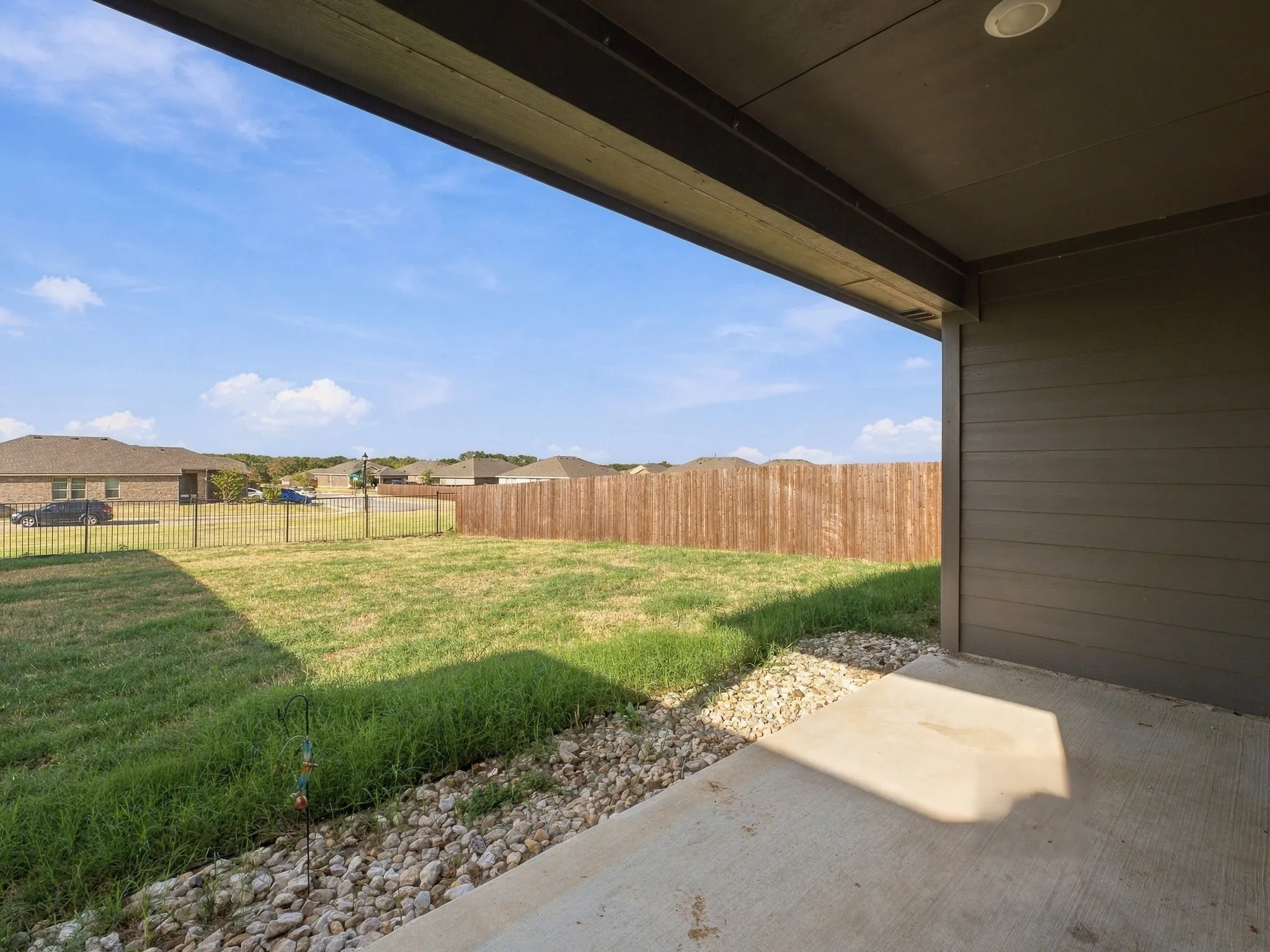 Single Family Residence For Sale in Wise County , 121 Greengate Drive, Boyd, Texas 76023, 3 Bedroom, 2 Bathroom, 2 Garage spaces, 1,333 Sqft, built in 2022, mls#21388727, Real Estate Agent in Boyd, Homes For Sale in Wise county, Homes For Sale in Boyd, Realtor in Boyd Texas, Real Estate Brokerage Independent Realty Texas, Luminita Cordes Realtor