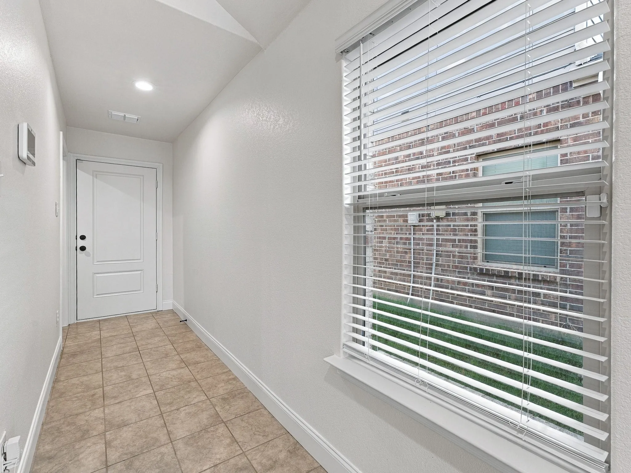 Single Family Residence For Sale in Wise County , 121 Greengate Drive, Boyd, Texas 76023, 3 Bedroom, 2 Bathroom, 2 Garage spaces, 1,333 Sqft, built in 2022, mls#21388727, Real Estate Agent in Boyd, Homes For Sale in Wise county, Homes For Sale in Boyd, Realtor in Boyd Texas, Real Estate Brokerage Independent Realty Texas, Luminita Cordes Realtor