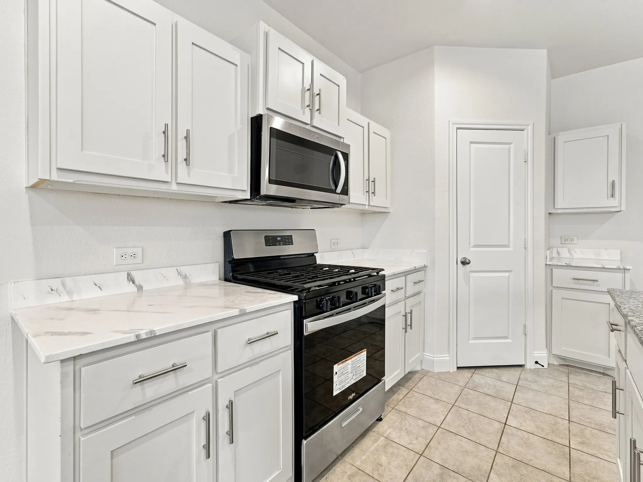 Single Family Residence For Sale in Wise County , 121 Greengate Drive, Boyd, Texas 76023, 3 Bedroom, 2 Bathroom, 2 Garage spaces, 1,333 Sqft, built in 2022, mls#21388727, Real Estate Agent in Boyd, Homes For Sale in Wise county, Homes For Sale in Boyd, Realtor in Boyd Texas, Real Estate Brokerage Independent Realty Texas, Luminita Cordes Realtor