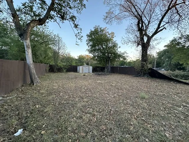 Single Family Residence For Sale in Navarro County , 1312 E Collin Street, Corsicana, Texas 75110, 3 Bedroom, 3 Bathroom, Garage spaces, 1,392 Sqft, built in 1986, mls#21391769, Real Estate Agent in Corsicana, Homes For Sale in Navarro county, Homes For Sale in Corsicana, Realtor in Corsicana Texas, Real Estate Brokerage Independent Realty Texas, Luminita Cordes Realtor