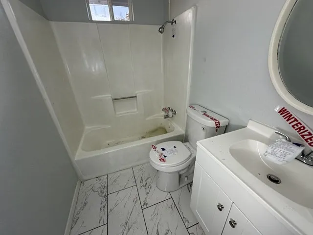 Single Family Residence For Sale in Navarro County , 1312 E Collin Street, Corsicana, Texas 75110, 3 Bedroom, 3 Bathroom, Garage spaces, 1,392 Sqft, built in 1986, mls#21391769, Real Estate Agent in Corsicana, Homes For Sale in Navarro county, Homes For Sale in Corsicana, Realtor in Corsicana Texas, Real Estate Brokerage Independent Realty Texas, Luminita Cordes Realtor