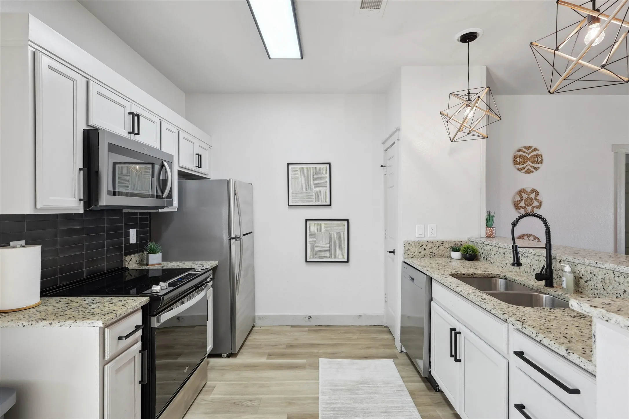 Condominium For Sale in Palo Pinto County , 1782 Fm 2951 20, Graford, Texas 76449, 3 Bedroom, 3 Bathroom, Garage spaces, 1,560 Sqft, built in 2005, mls#21389647, Real Estate Agent in Graford, Homes For Sale in Palo Pinto county, Homes For Sale in Graford, Realtor in Graford Texas, Real Estate Brokerage Independent Realty Texas, Luminita Cordes Realtor