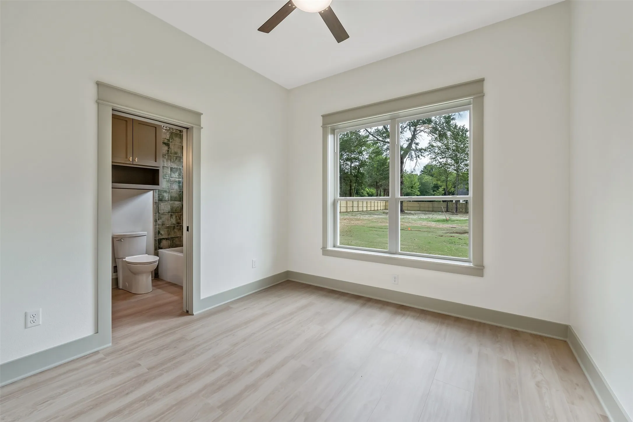 Single Family Residence For Sale in Smith County , 14009 Hidden Brook, Flint, Texas 75762, 5 Bedroom, 5 Bathroom, 2 Garage spaces, 2,764 Sqft, built in 2026, mls#21391786, Real Estate Agent in Flint, Homes For Sale in Smith county, Homes For Sale in Flint, Realtor in Flint Texas, Real Estate Brokerage Independent Realty Texas, Luminita Cordes Realtor
