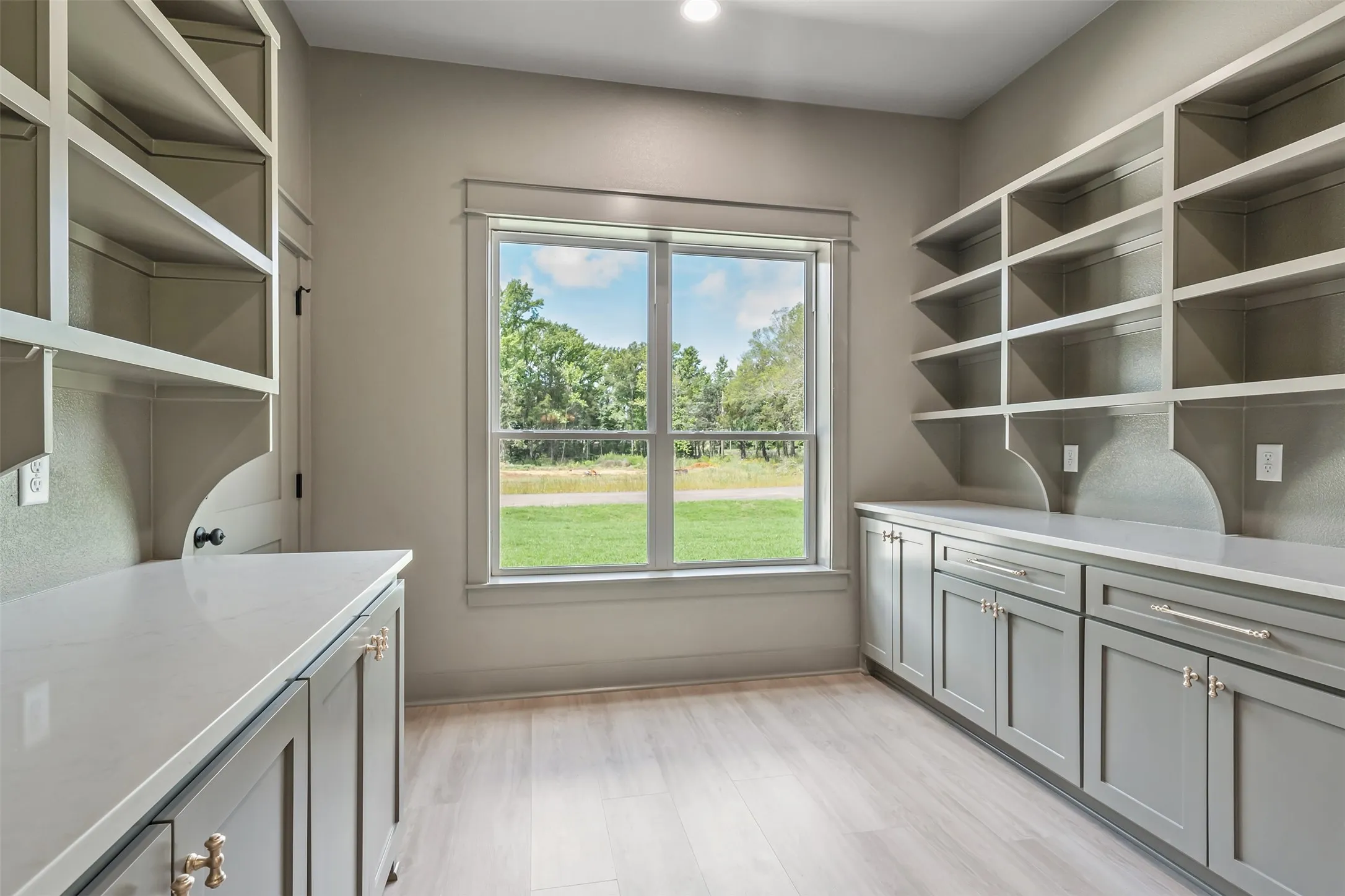 Single Family Residence For Sale in Smith County , 14009 Hidden Brook, Flint, Texas 75762, 5 Bedroom, 5 Bathroom, 2 Garage spaces, 2,764 Sqft, built in 2026, mls#21391786, Real Estate Agent in Flint, Homes For Sale in Smith county, Homes For Sale in Flint, Realtor in Flint Texas, Real Estate Brokerage Independent Realty Texas, Luminita Cordes Realtor